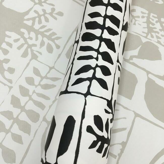 primitive-trees-wallpaper-black-white-york-wallcoverings-bw3862