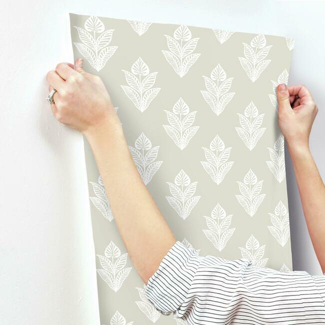 lotus-motif-wallpaper-linenwhite-york-wallcoverings-bw3978 - York Wallcoverings Wallpaper