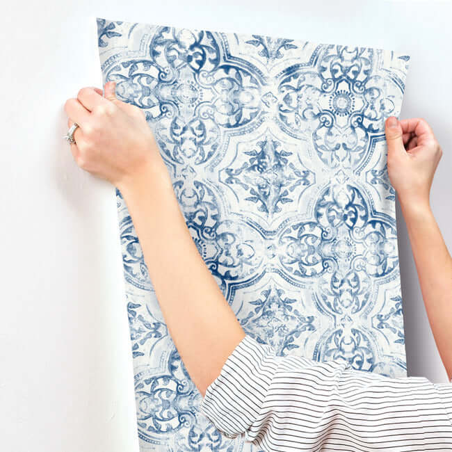 quartet-white-blue-wallpaper-york-wallcoverings-mn1891 - York Wallcoverings Wallpaper