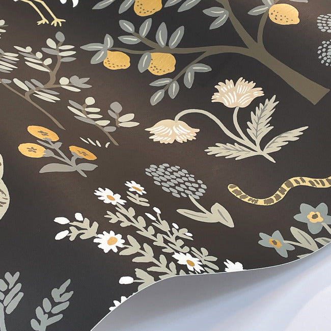 menagerie-wallpaper-black-york-wallcoverings-rp7302