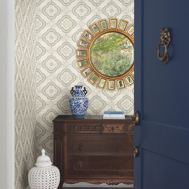 garden-trellis-wallpaper-hazel-york-wallcoverings-go8212
