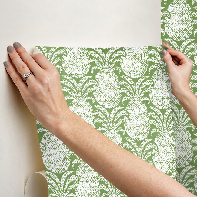 colony-club-premium-peel-stick-wallpaper-palm-green-york-wallcoverings-psw1392rl