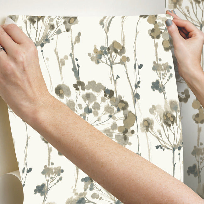 flourish-premium-peel-stick-wallpaper-neutral-york-wallcoverings-psw1097rl