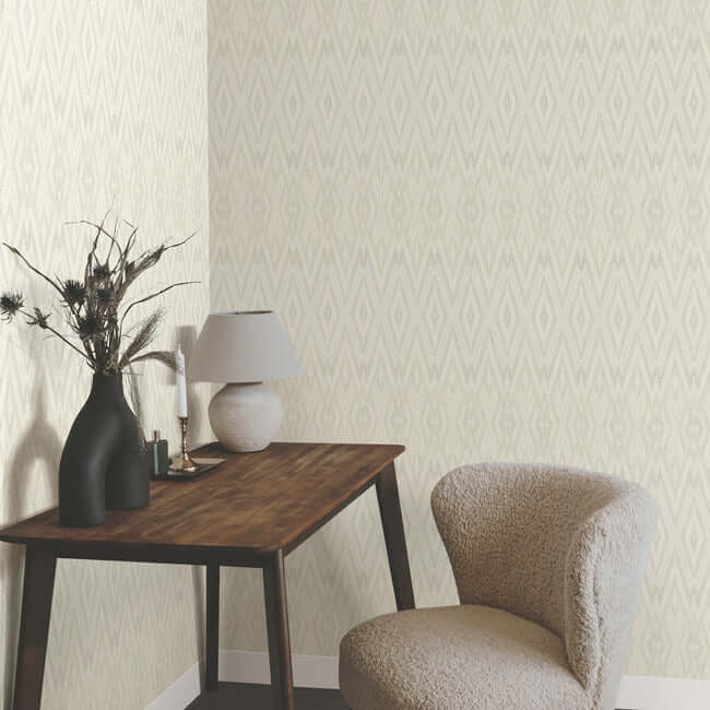 diamond-marquise-light-neutral-wallpaper-york-wallcoverings-ev3913 - York Wallpaper Wallpaper