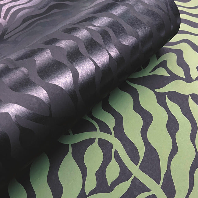 fern-fronds-wallpaper-black-green-york-wallcoverings-ag2061
