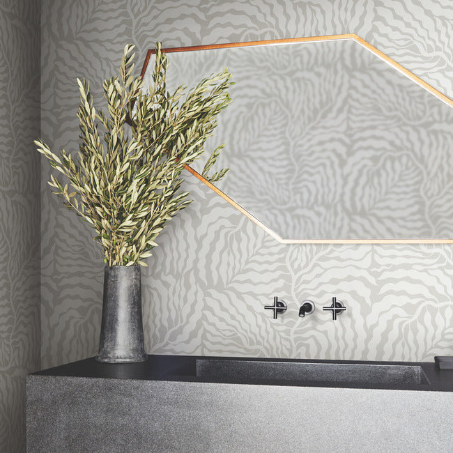 fern-fronds-wallpaper-grey-white-york-wallcoverings-ag2064