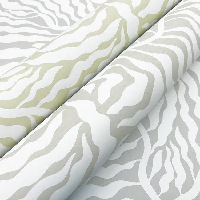 fern-fronds-wallpaper-light-green-white-york-wallcoverings-ag2065