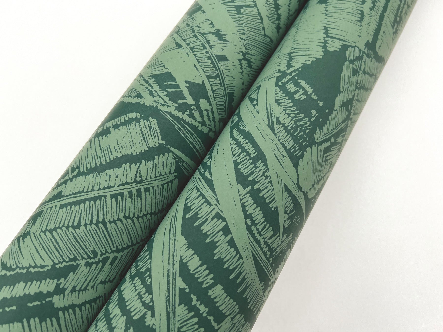 palm-cove-toile-wallpaper-emerald-forest-york-wallcoverings-rt7924