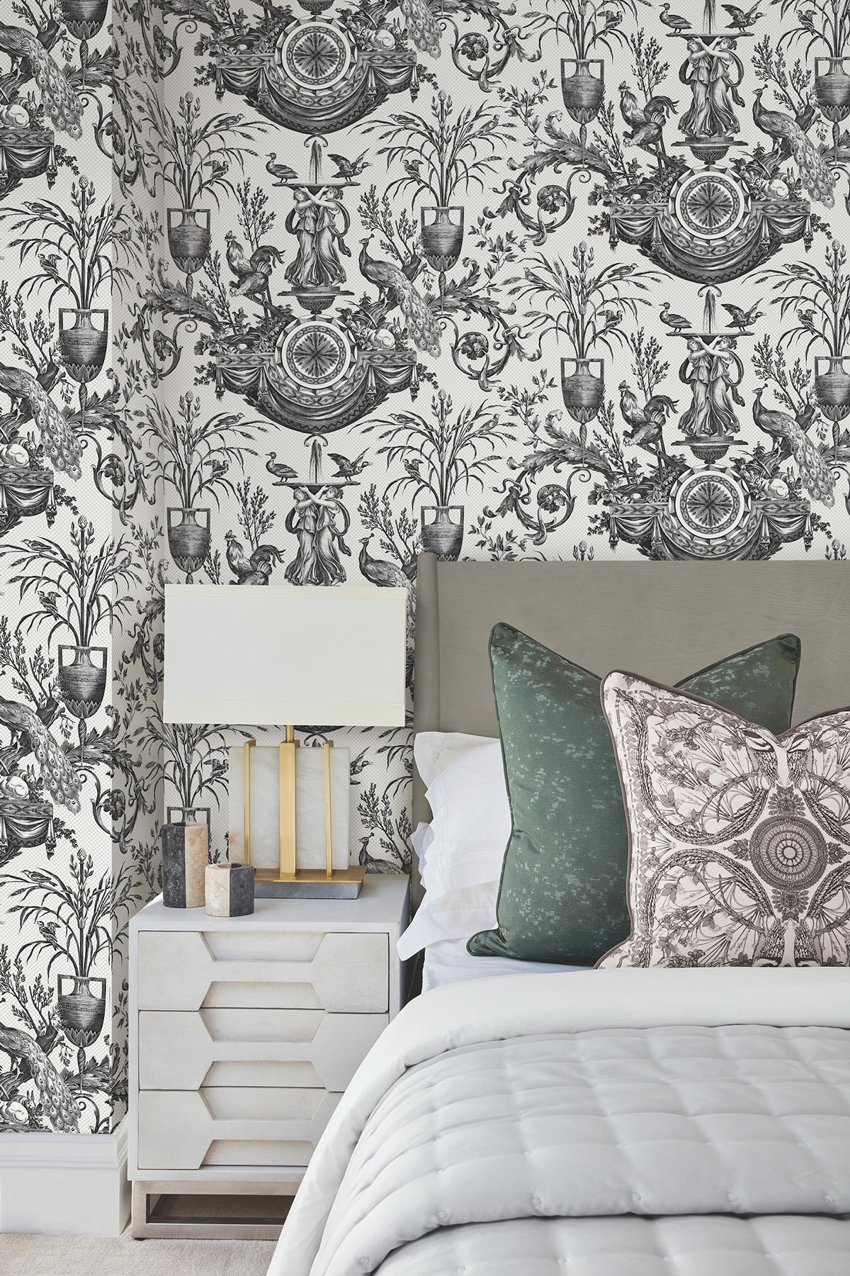 avian-fountain-toile-wallpaper-black-york-wallcoverings-rt7813