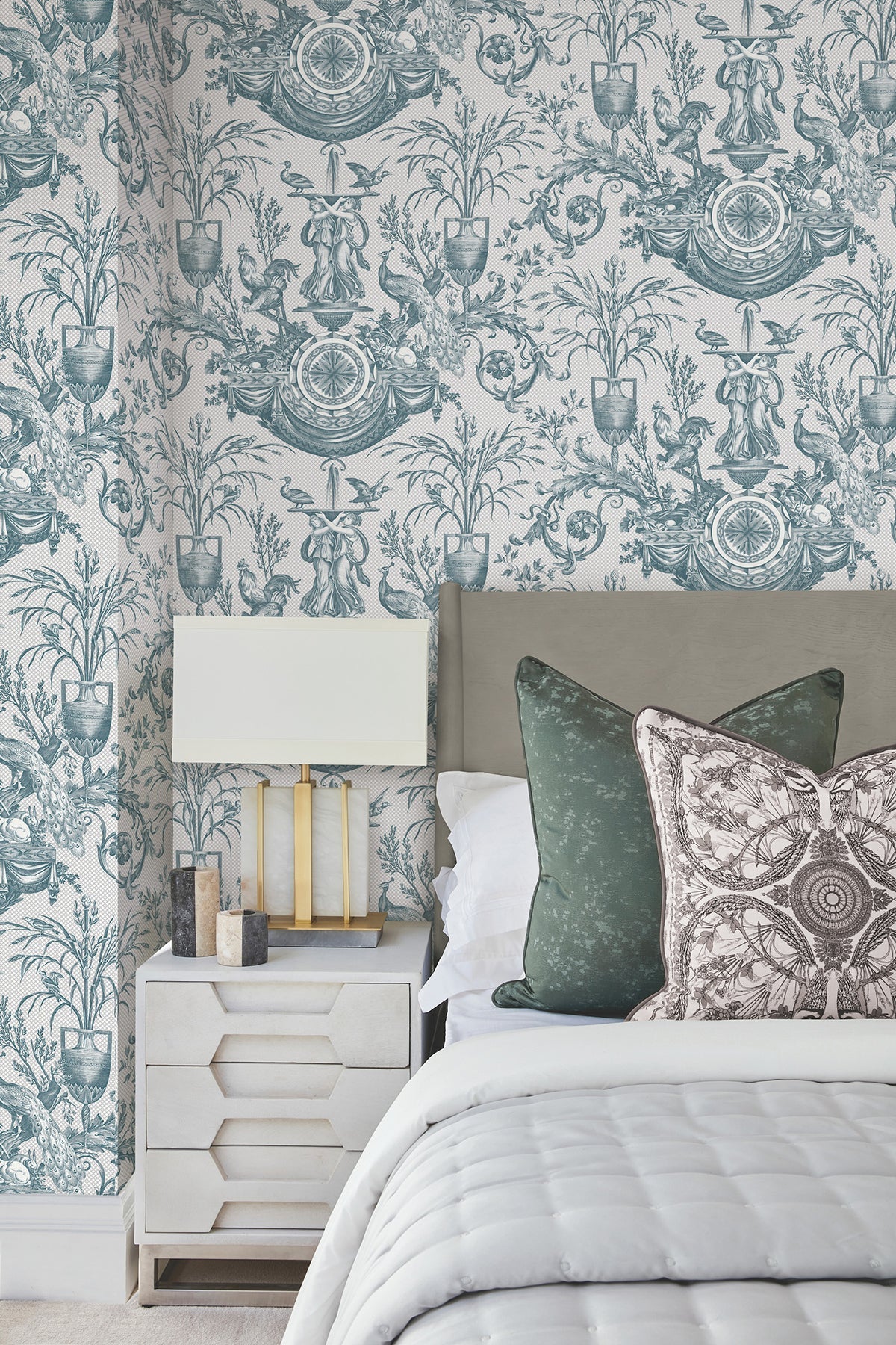 avian-fountain-toile-wallpaper-jade-york-wallcoverings-rt7811