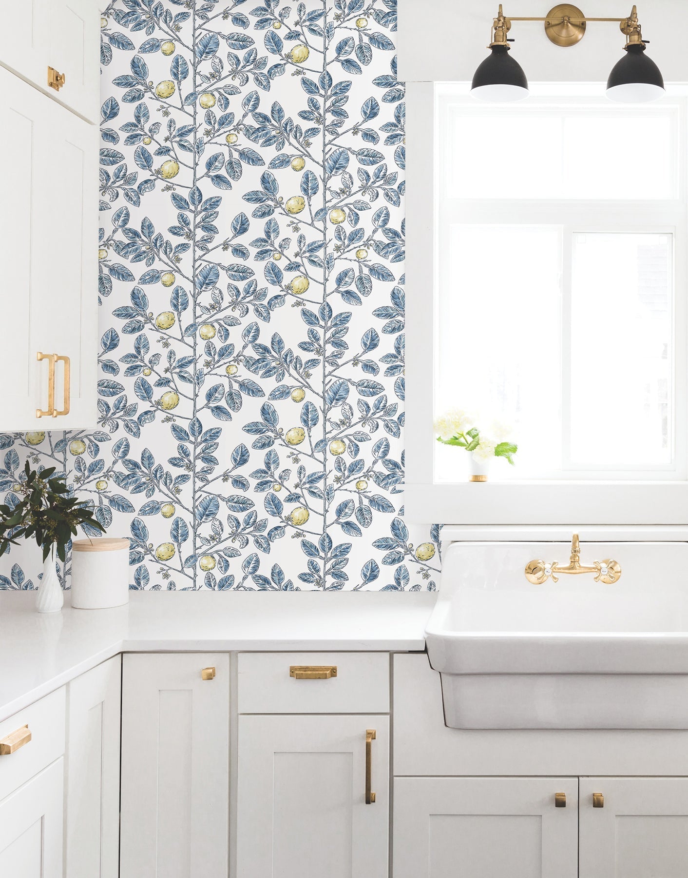 limoncello-toile-wallpaper-blue-york-wallcoverings-rt7913