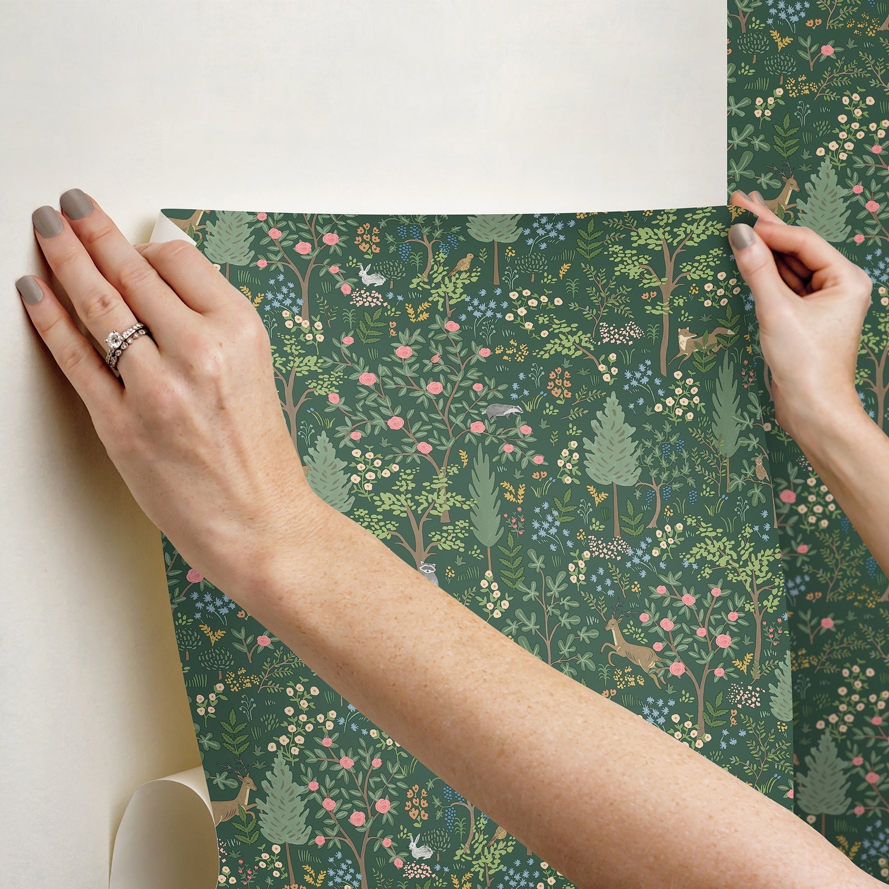 woodland-peel-stick-wallpaper-emerald-york-wallcoverings-psw1548rl