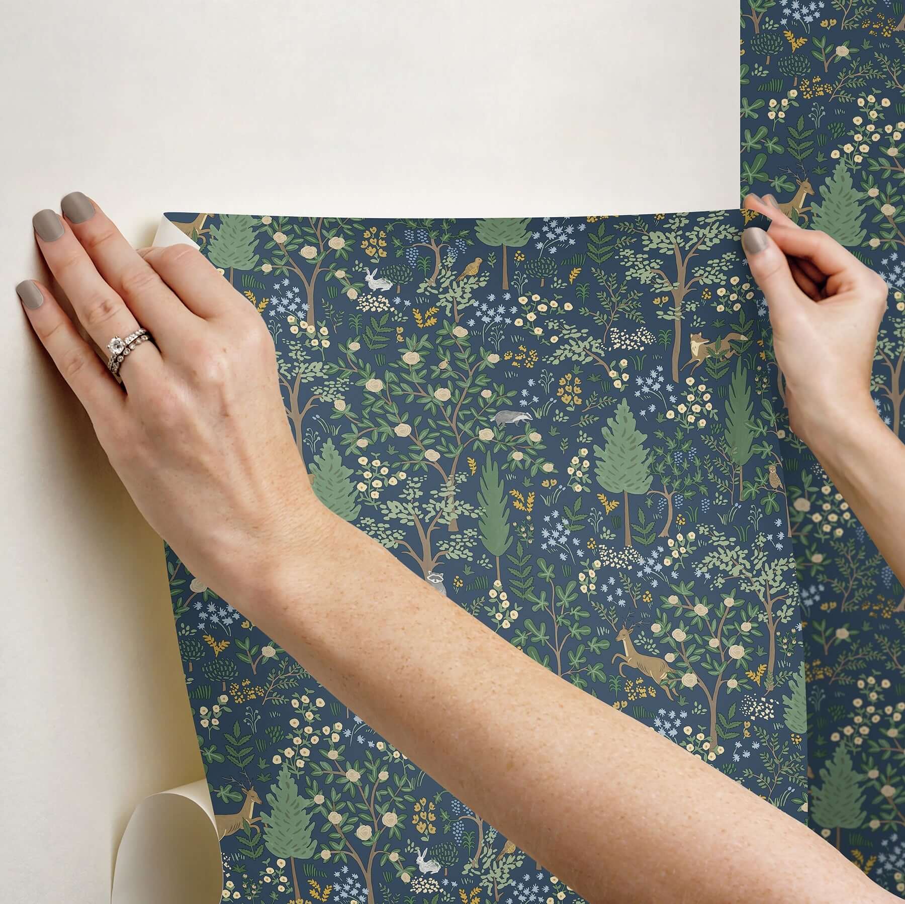 woodland-peel-stick-wallpaper-navy-york-wallcoverings-psw1547rl - York Wallcoverings Wallpaper