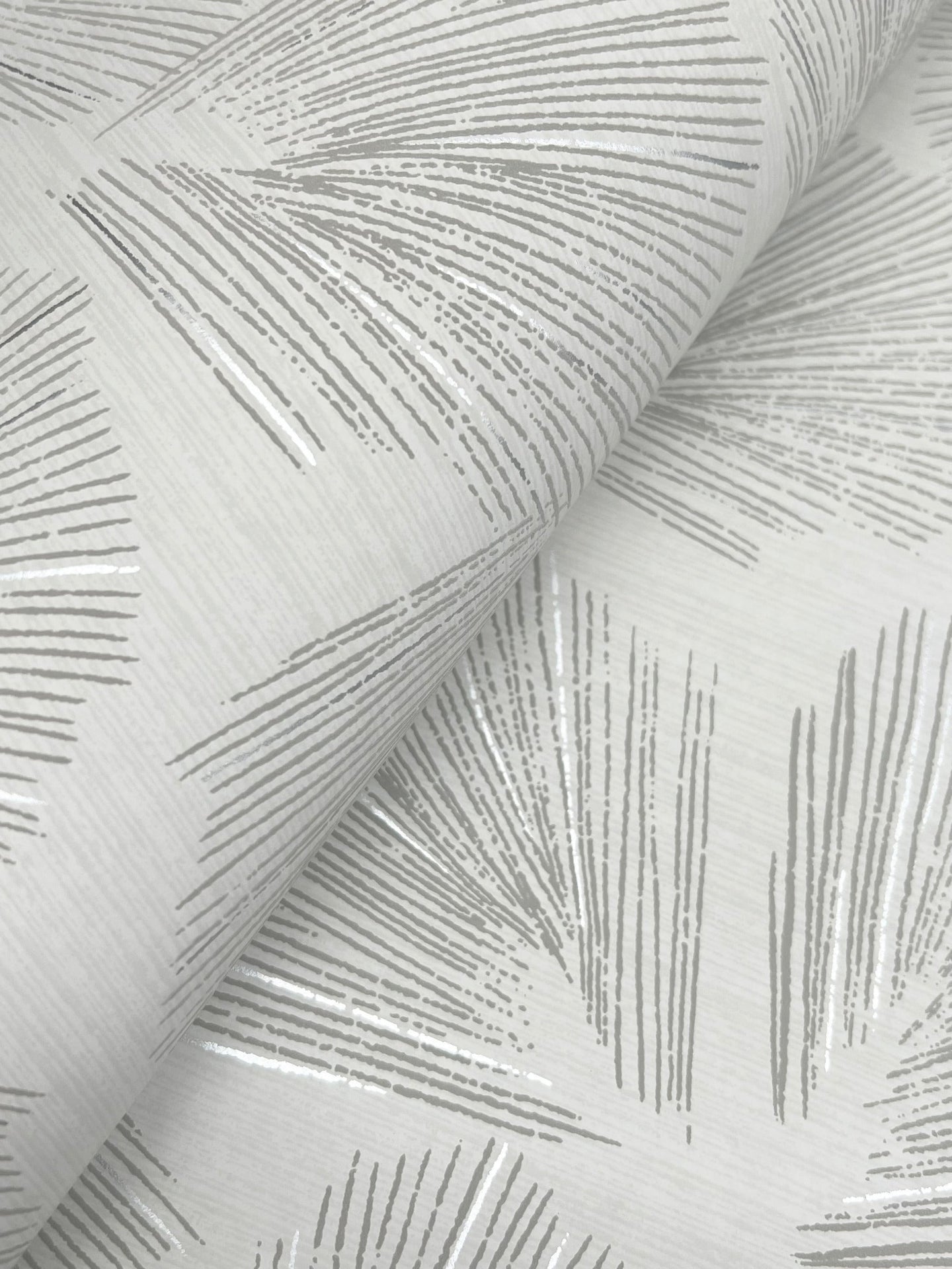 elora-leaf-wallpaper-grey-york-wallcoverings-lm5355