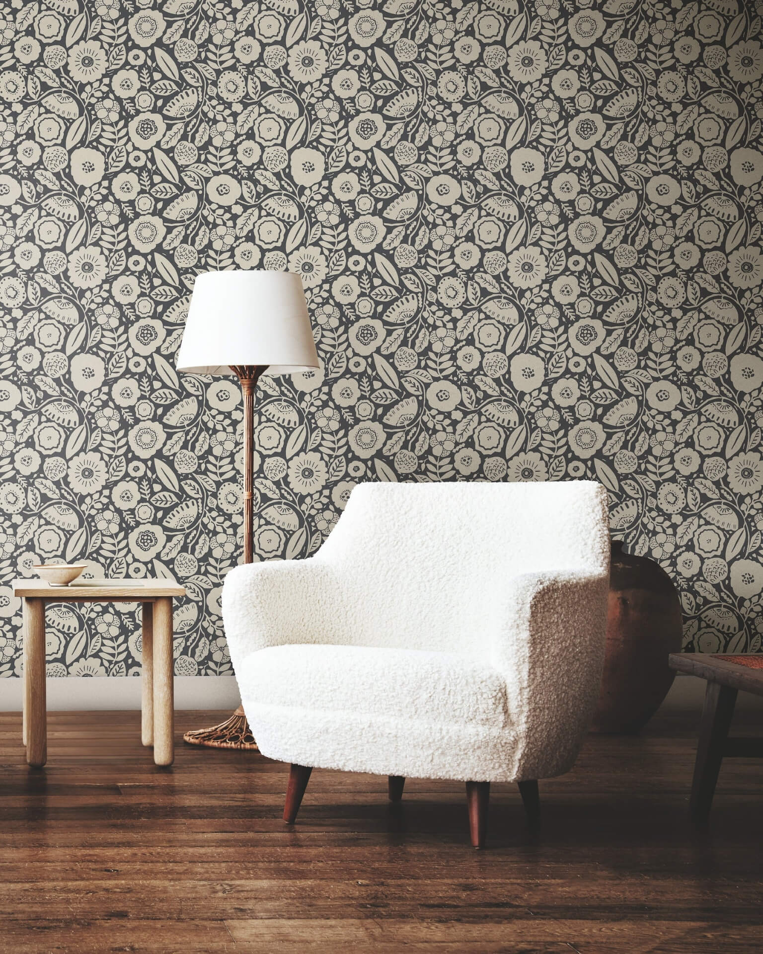 camille-blossom-charcoal-wallpaper-york-wallcoverings-lm5395 - York Wallpaper Wallpaper