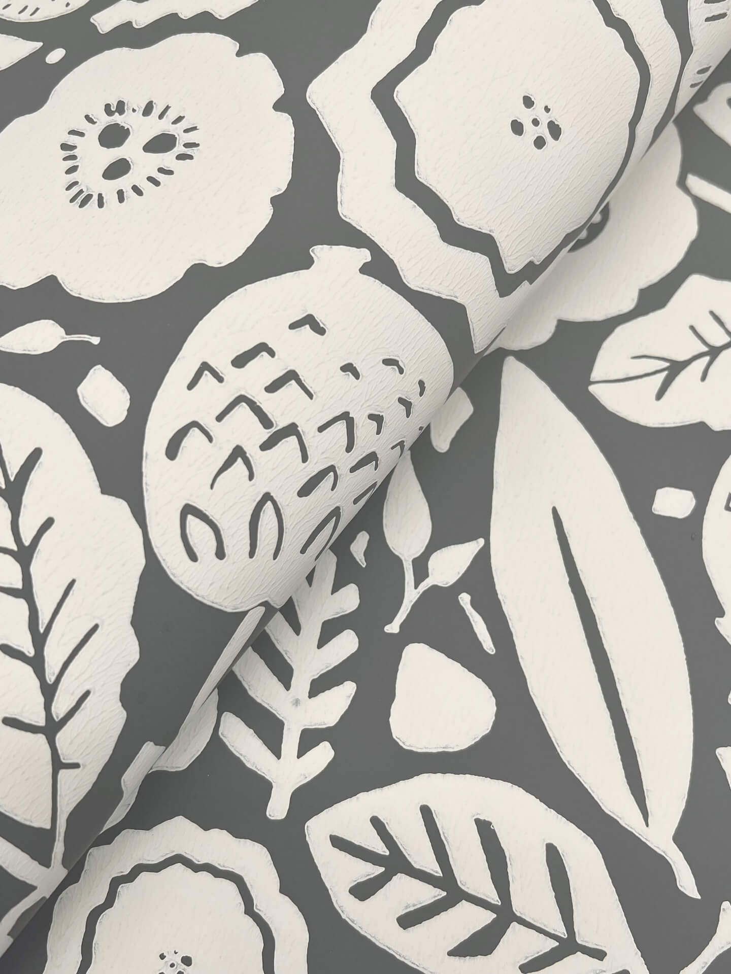 camille-blossom-charcoal-wallpaper-york-wallcoverings-lm5395 - York Wallpaper Wallpaper
