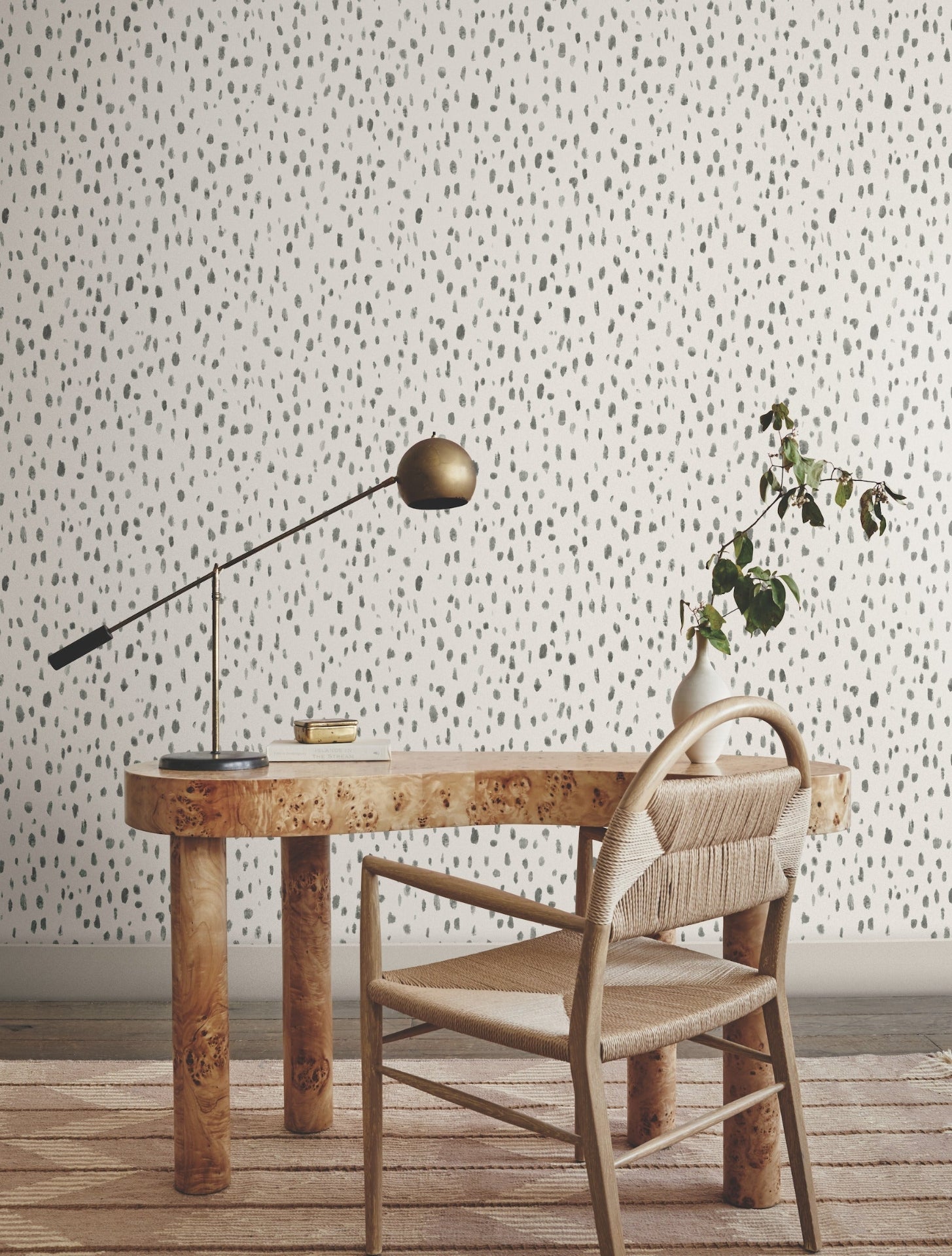 tachette-wallpaper-charcoal-york-wallcoverings-lm5424