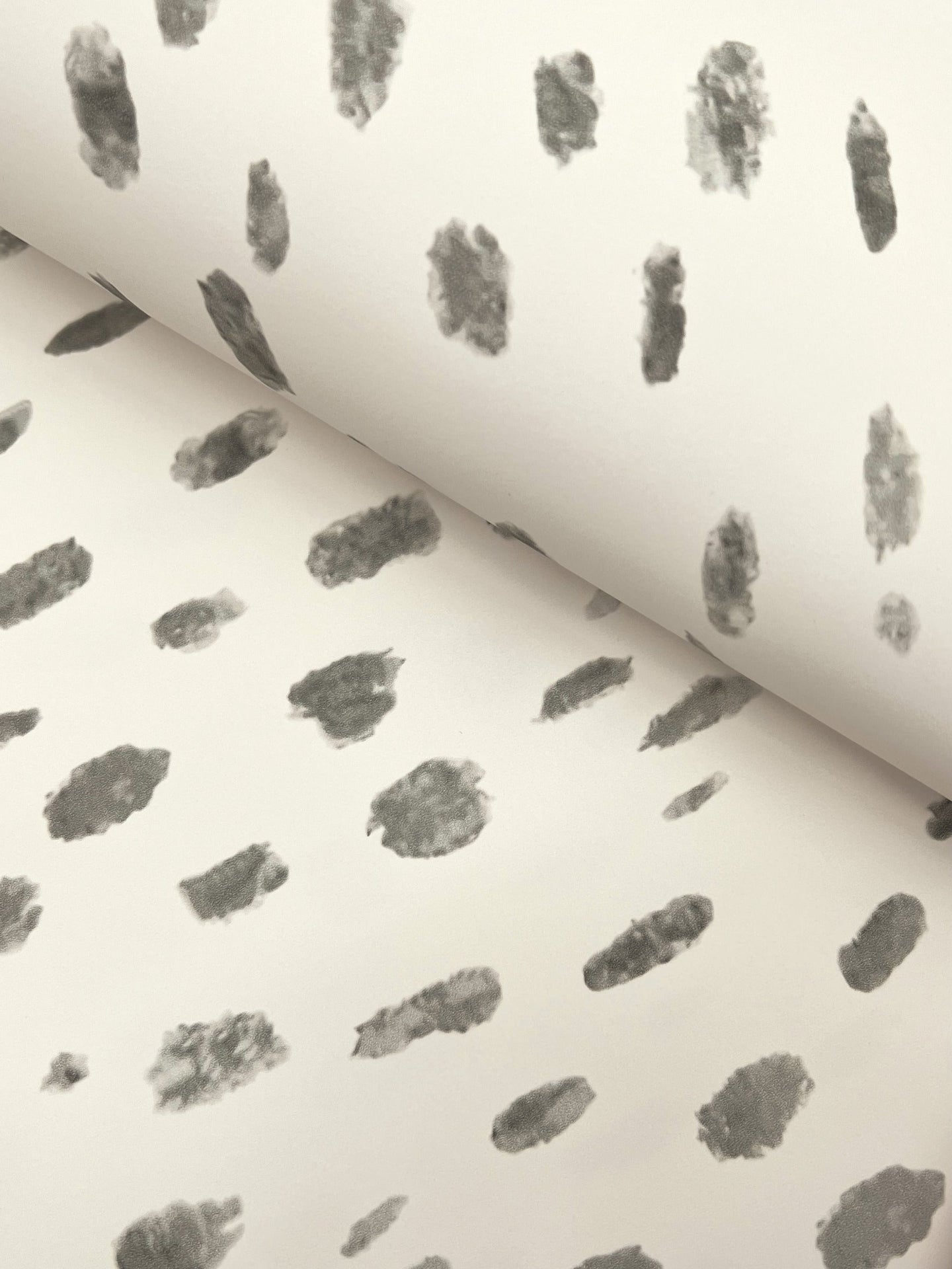 tachette-wallpaper-charcoal-york-wallcoverings-lm5424