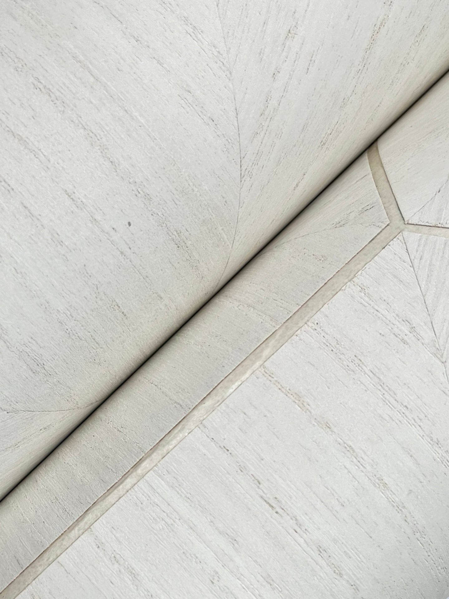 hexagram-wood-veneer-wallpaper-ivory-york-wallcoverings-ho2101gv