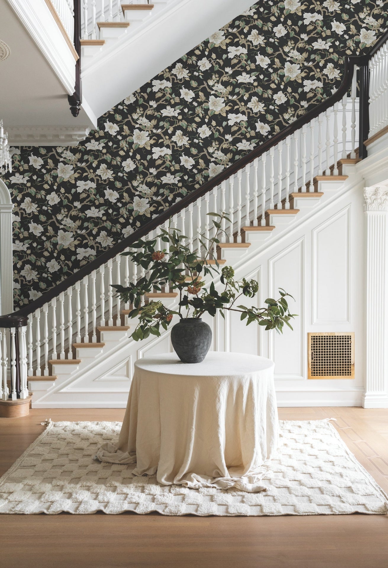 marguerite-vine-wallpaper-black-york-wallcoverings-gt4514