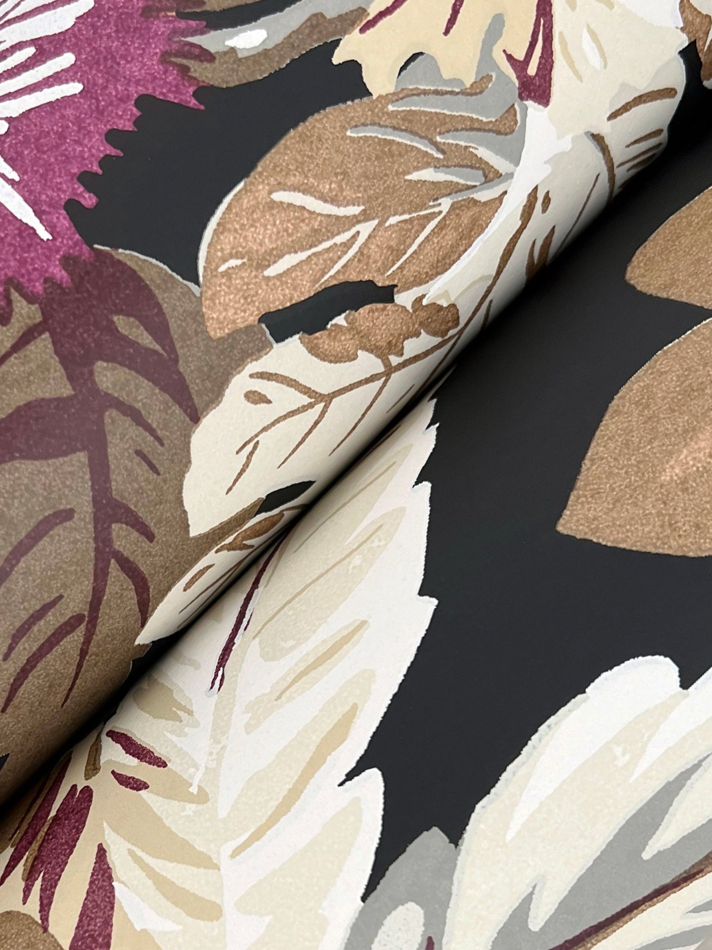 briarwood-wallpaper-black-york-wallcoverings-gt4521