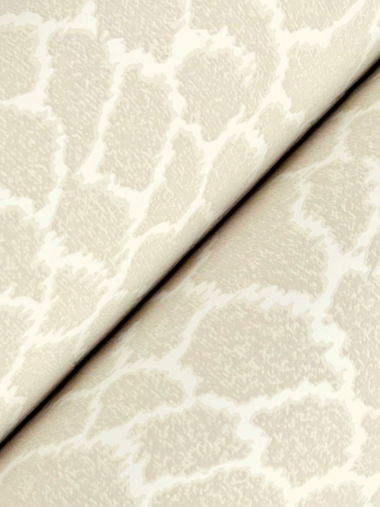 nadie-wallpaper-linen-york-wallcoverings-gt4575