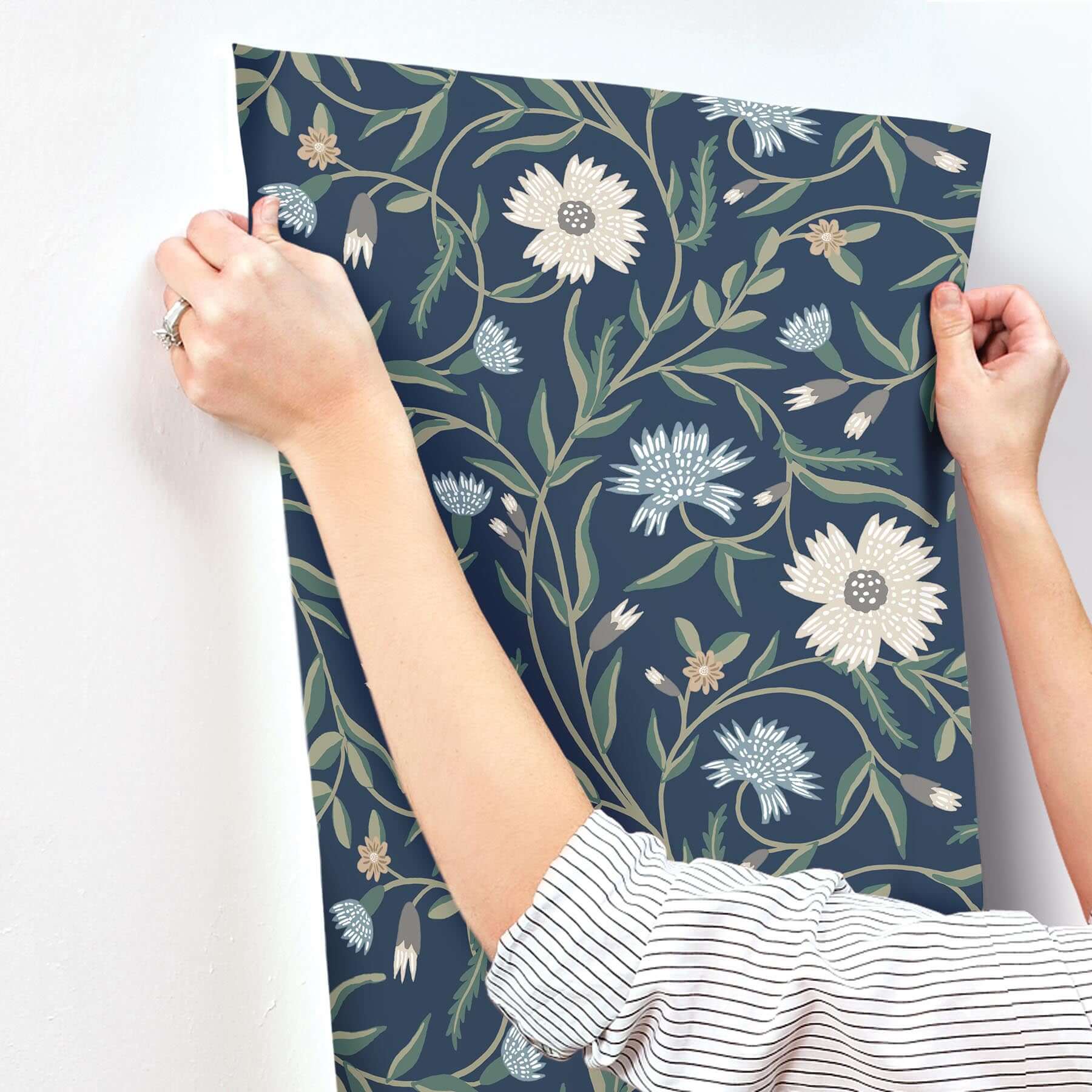aster-navy-wallpaper-york-wallcoverings-rf7435 - York Wallpaper Wallpaper