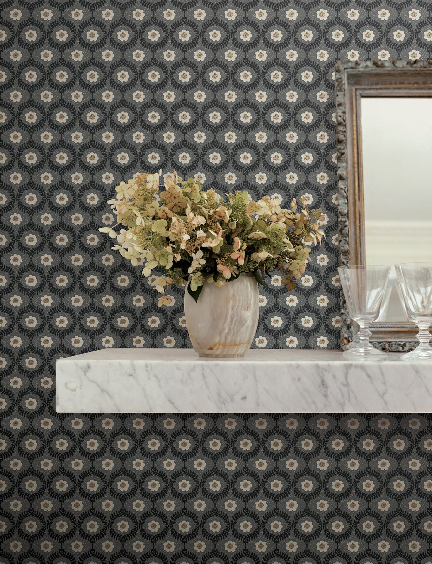 emma-wallpaper-black-york-wallcoverings-rf7442
