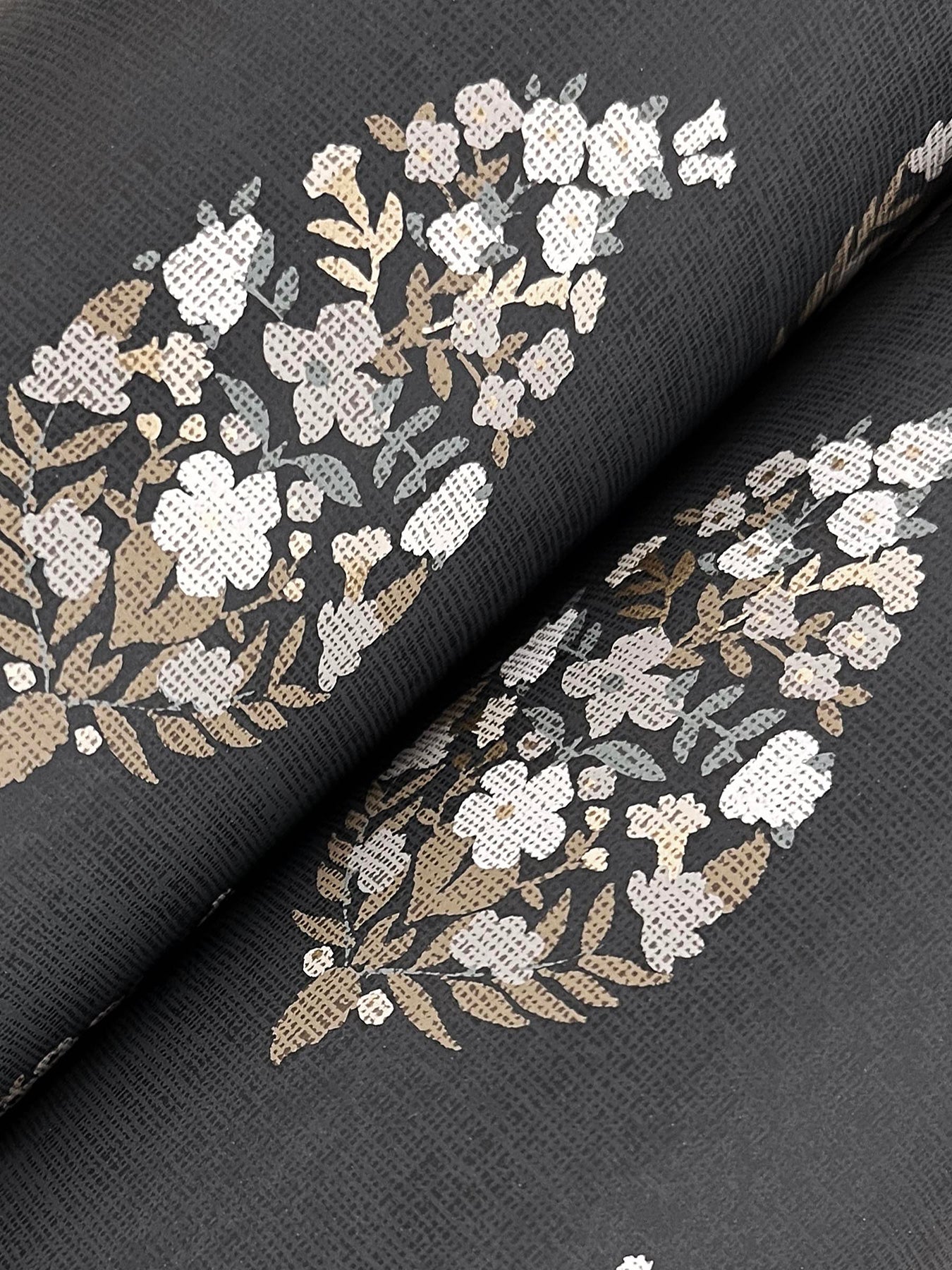 paisley-wallpaper-black-york-wallcoverings-rf7472