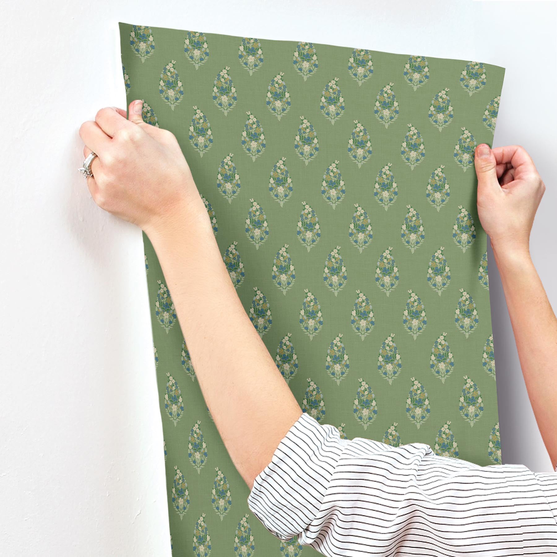 paisley-wallpaper-green-york-wallcoverings-rf7471