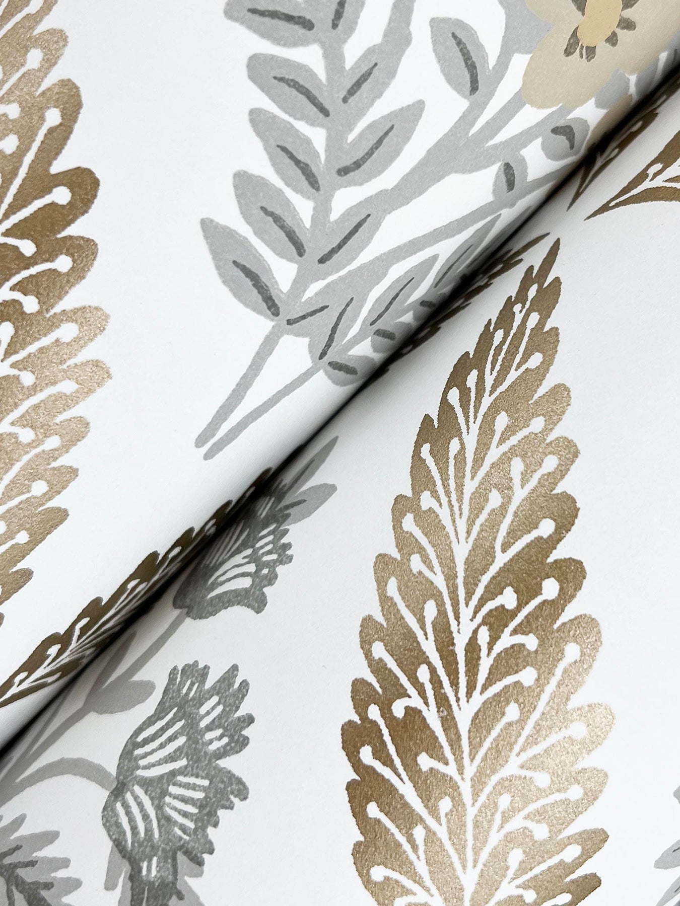 estee-garden-wallpaper-gold-multi-york-wallcoverings-rf7511