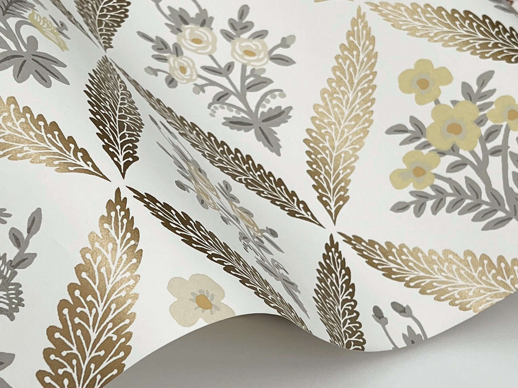 estee-garden-gold-wallpaper-york-wallcoverings-rf7511 - York Wallpaper Wallpaper