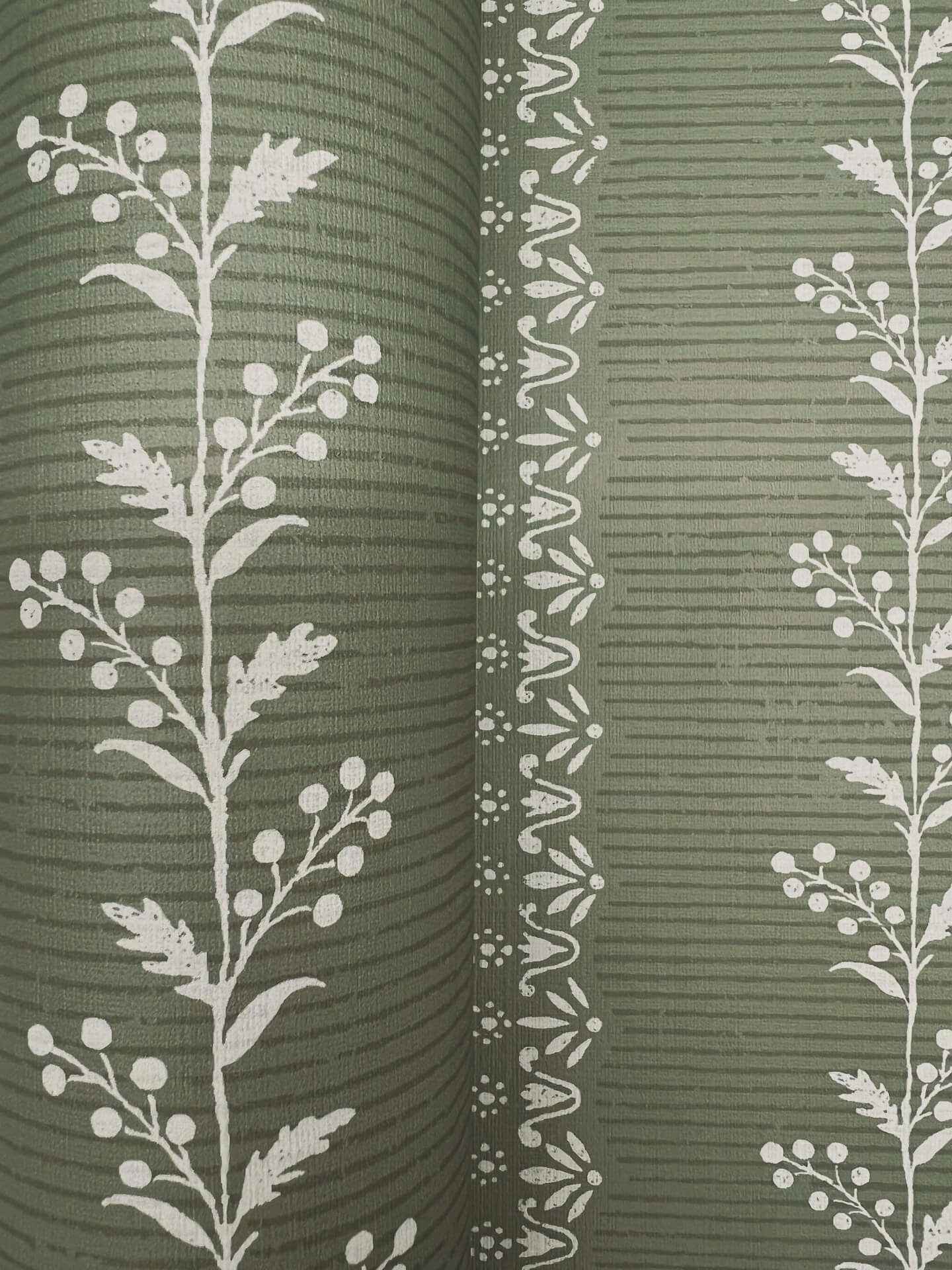 Everleigh Pine Wallpaper - York Wallcoverings - MF4767 - York Wallcoverings Wallpaper