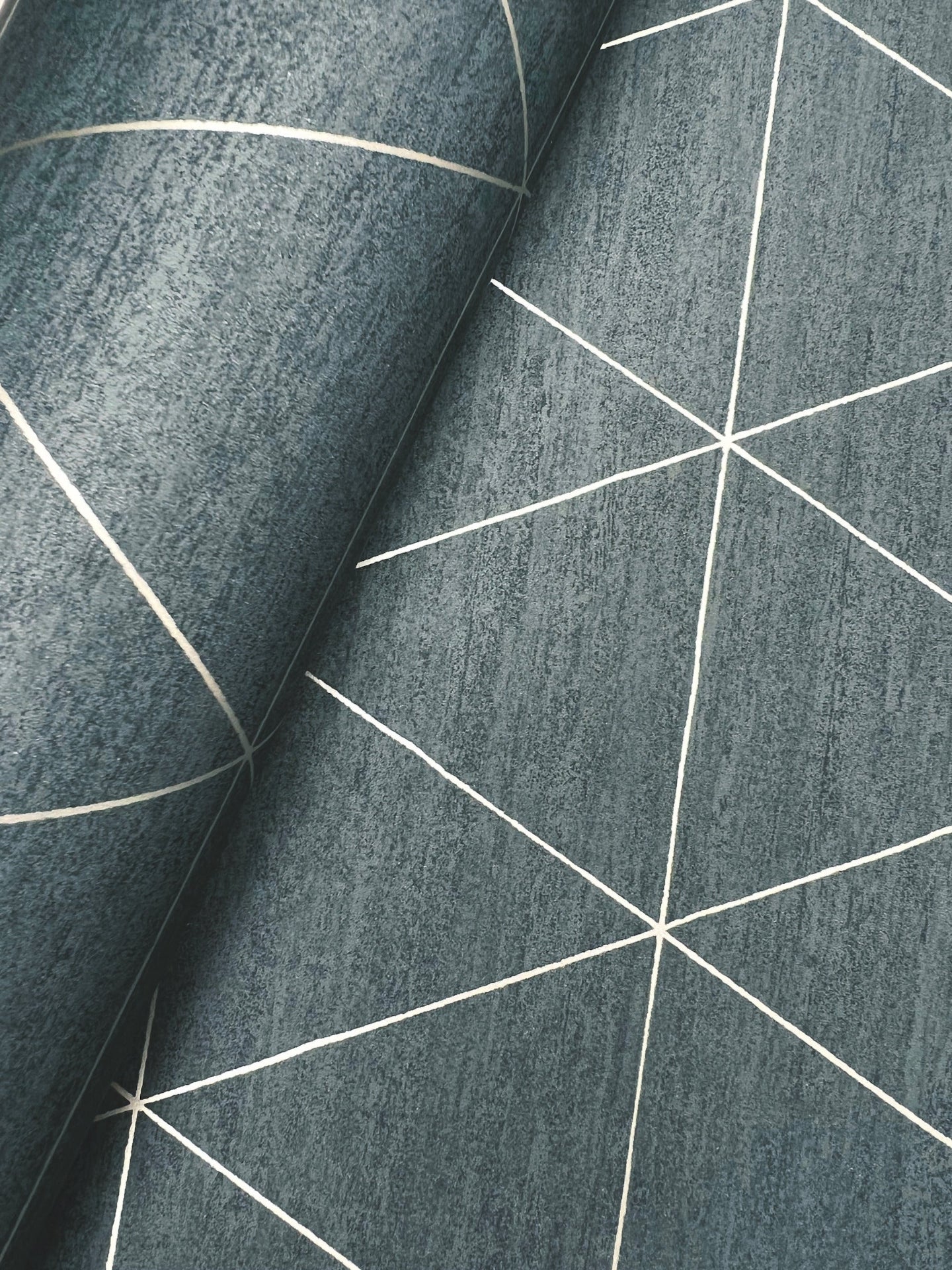 ridge-wallpaper-reservoir-york-wallcoverings-om3611