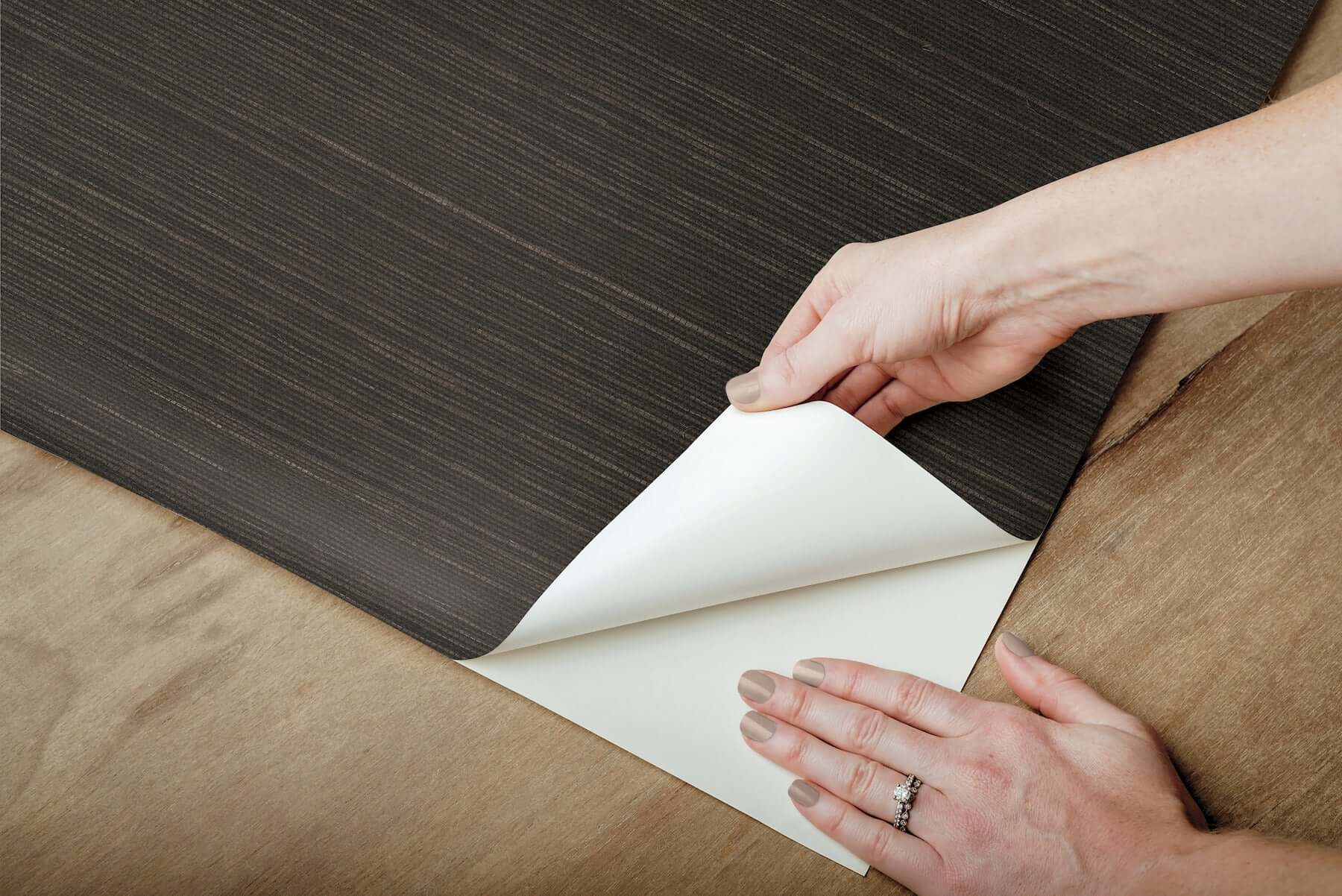 natural-grasscloth-peel-stick-wallpaper-black-york-wallcoverings-psw1593rl - York Wallcoverings Wallpaper