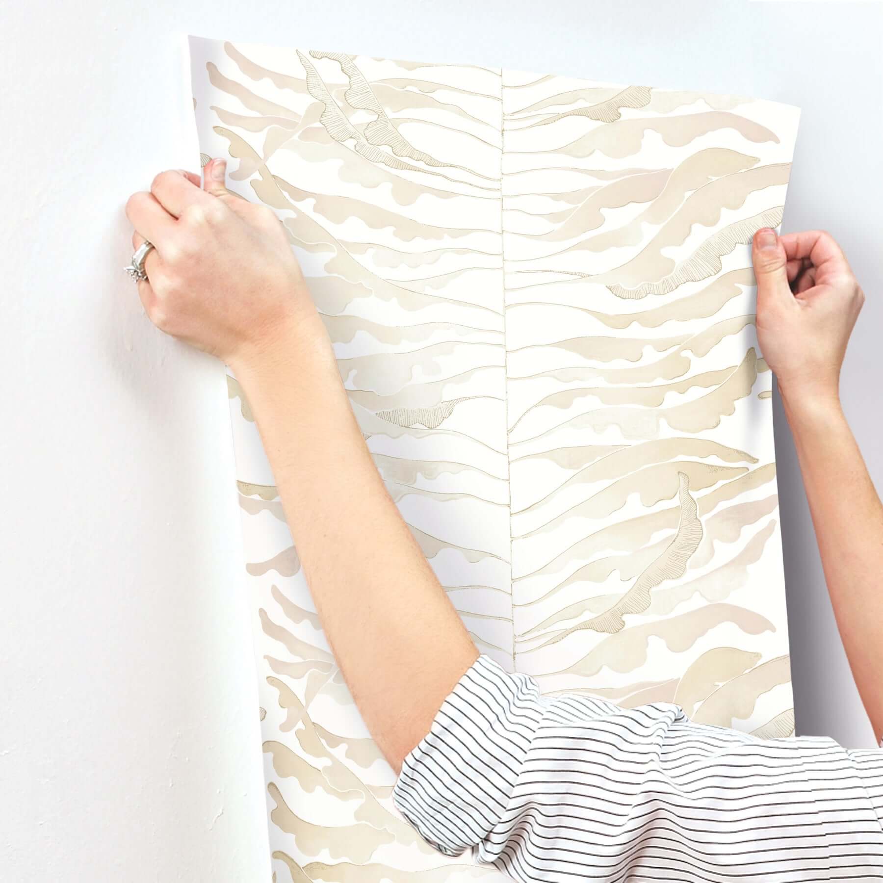 leaf-column-taupe-wallpaper-york-wallcoverings-fm1041 - York Wallpaper Wallpaper