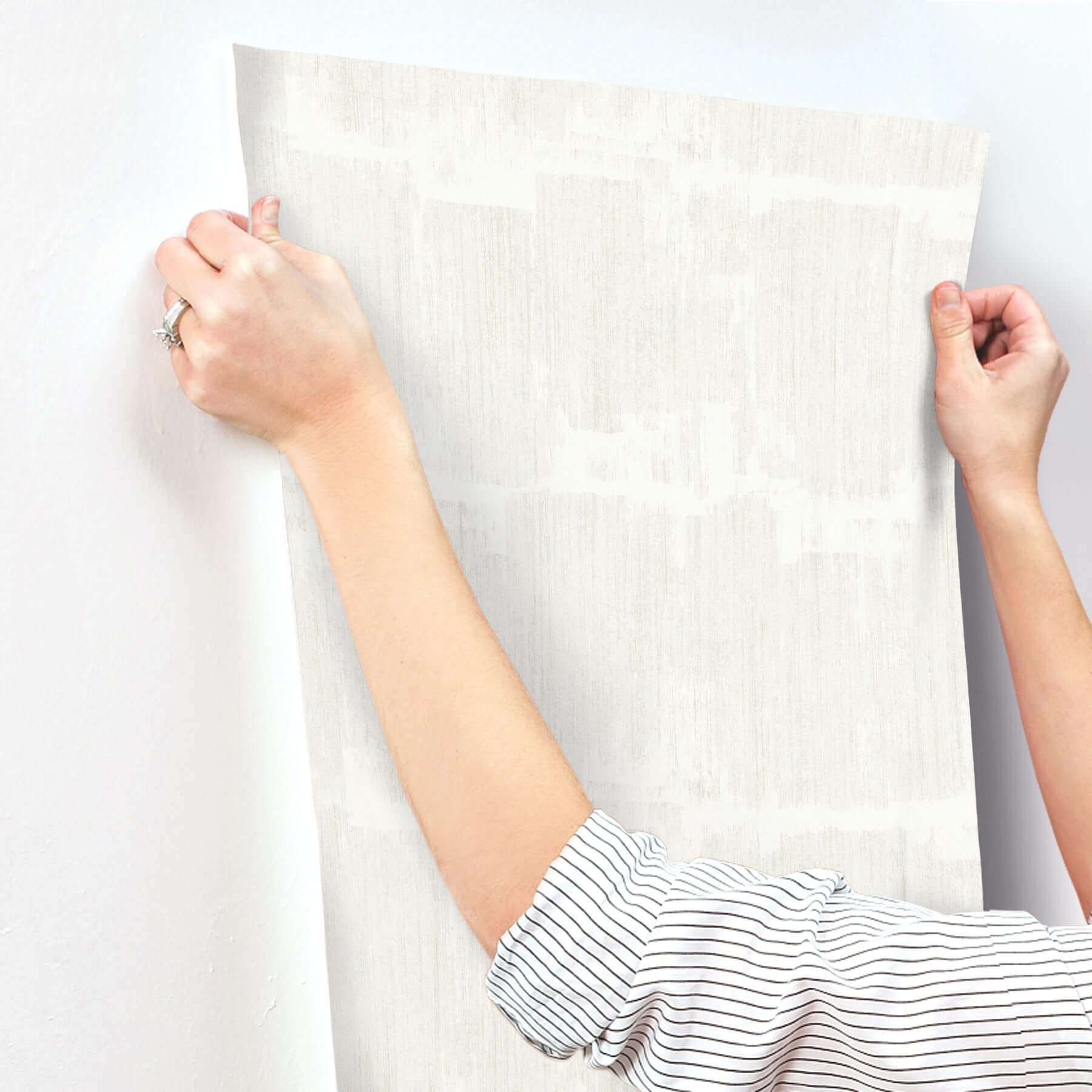 rhythm-rhyme-white-wallpaper-york-wallcoverings-fm1064 - York Wallpaper Wallpaper