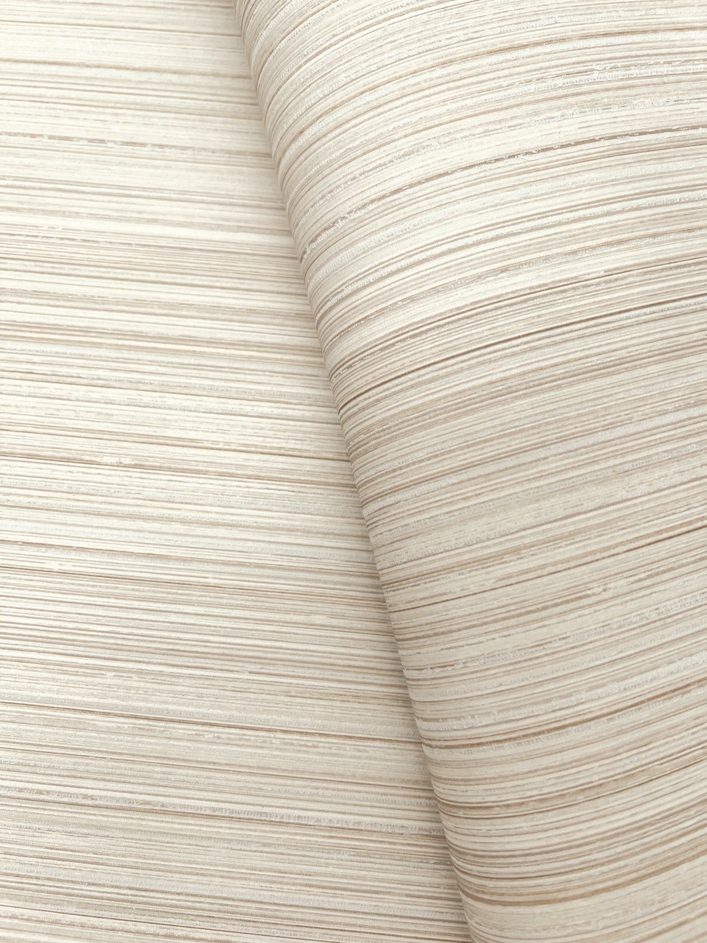 alignment-wallpaper-terracotta-york-wallcoverings-fm1072