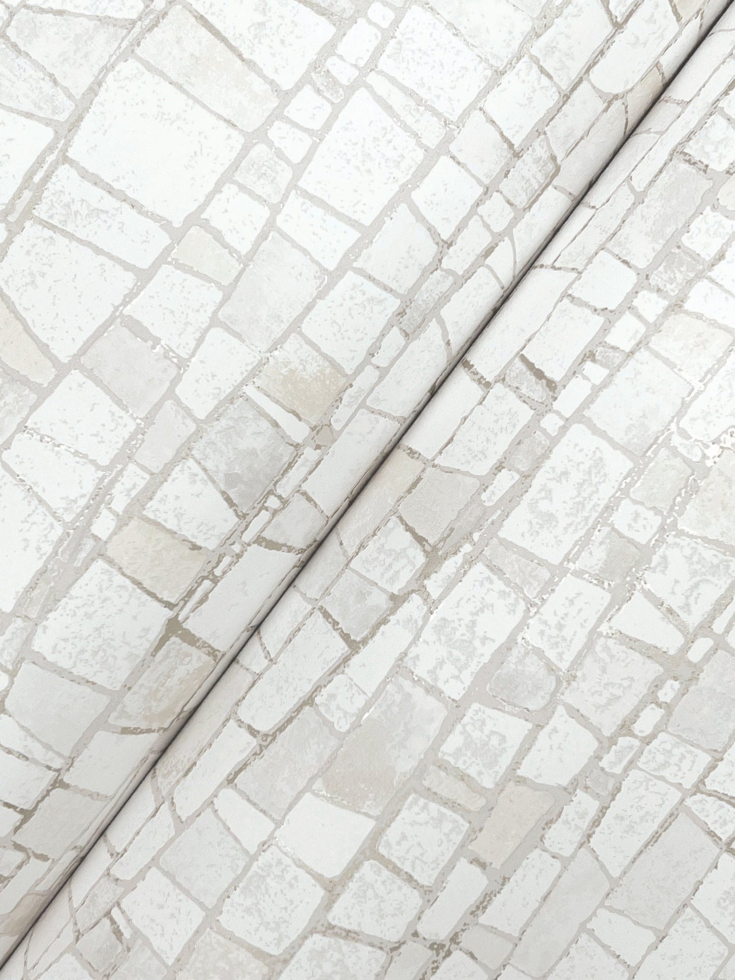 kaleidoscopic-wallpaper-soft-neutral-york-wallcoverings-fm1083
