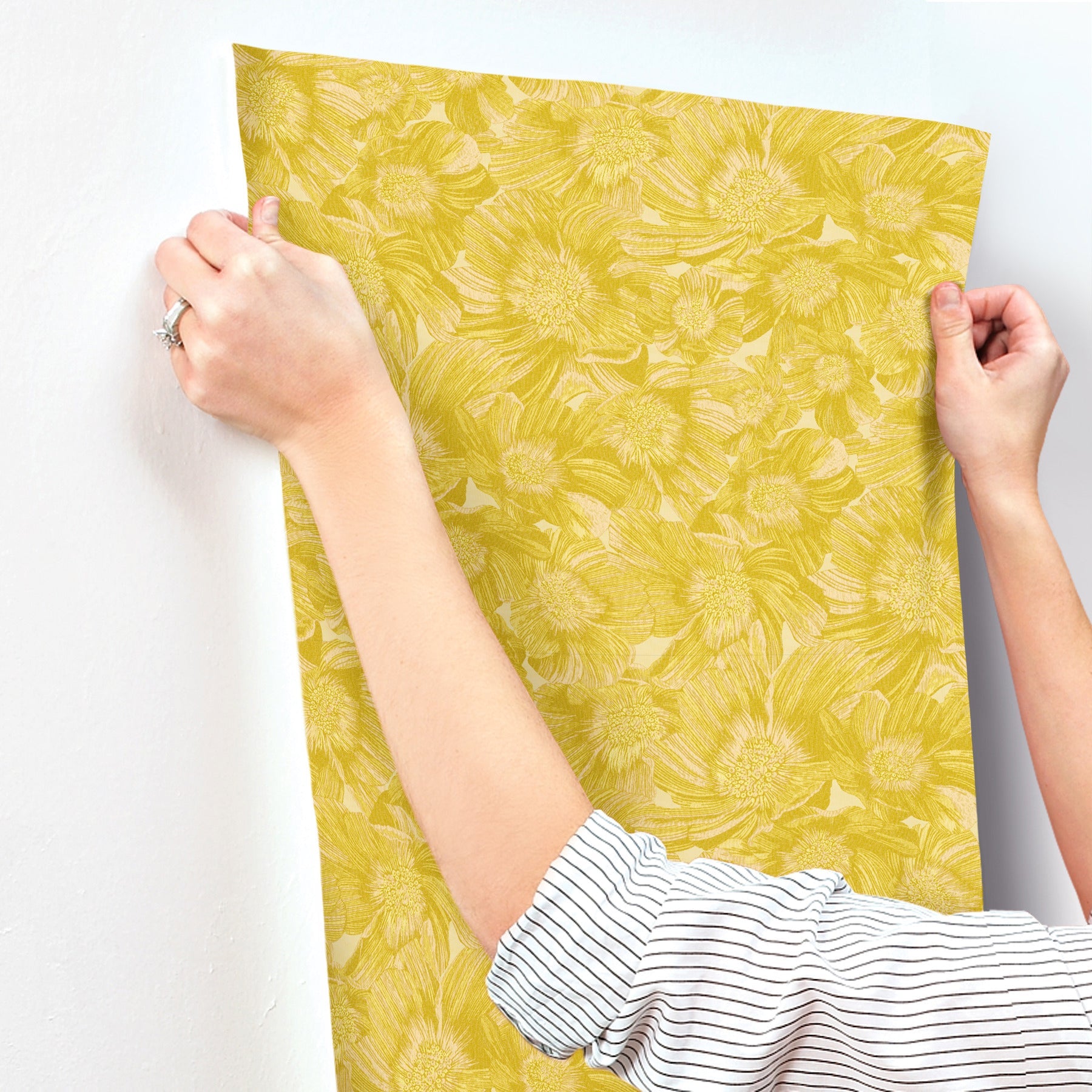 anemoni-wallpaper-yellow-york-wallcoverings-mi10500