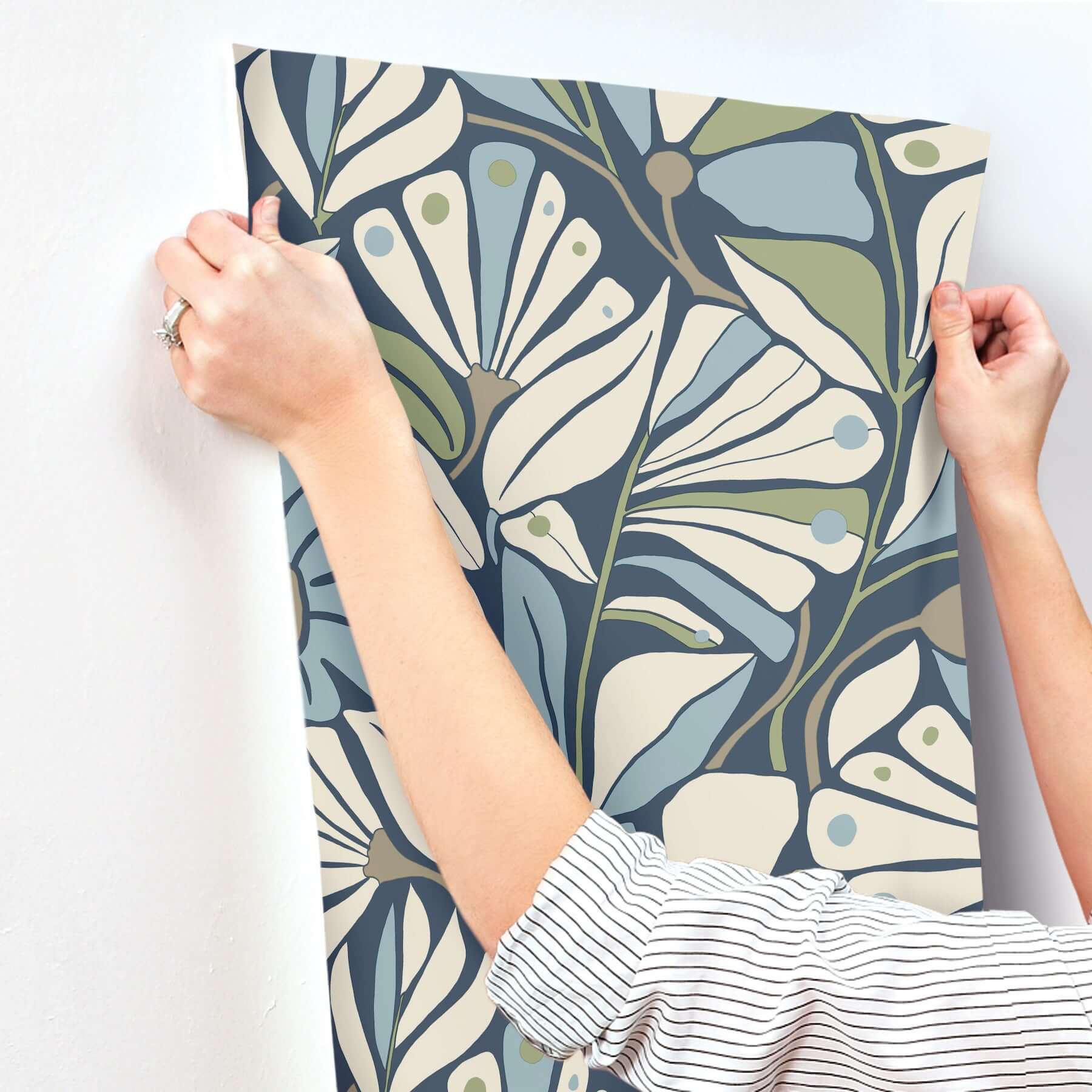 cabana-club-sea-wallpaper-york-wallcoverings-mt5628 - York Wallcoverings Wallpaper