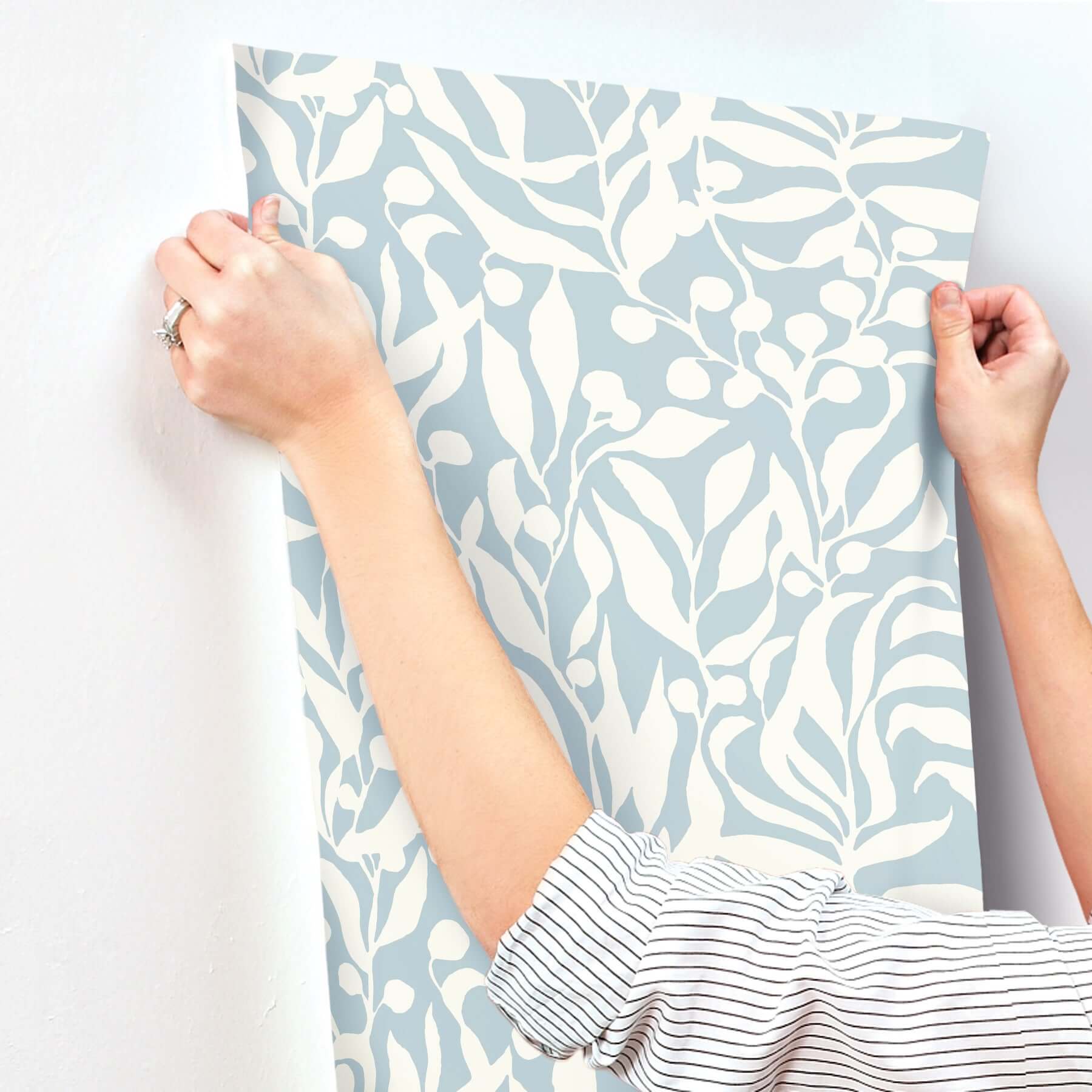 olive-mill-sky-blue-wallpaper-york-wallcoverings-mt5612 - York Wallcoverings Wallpaper