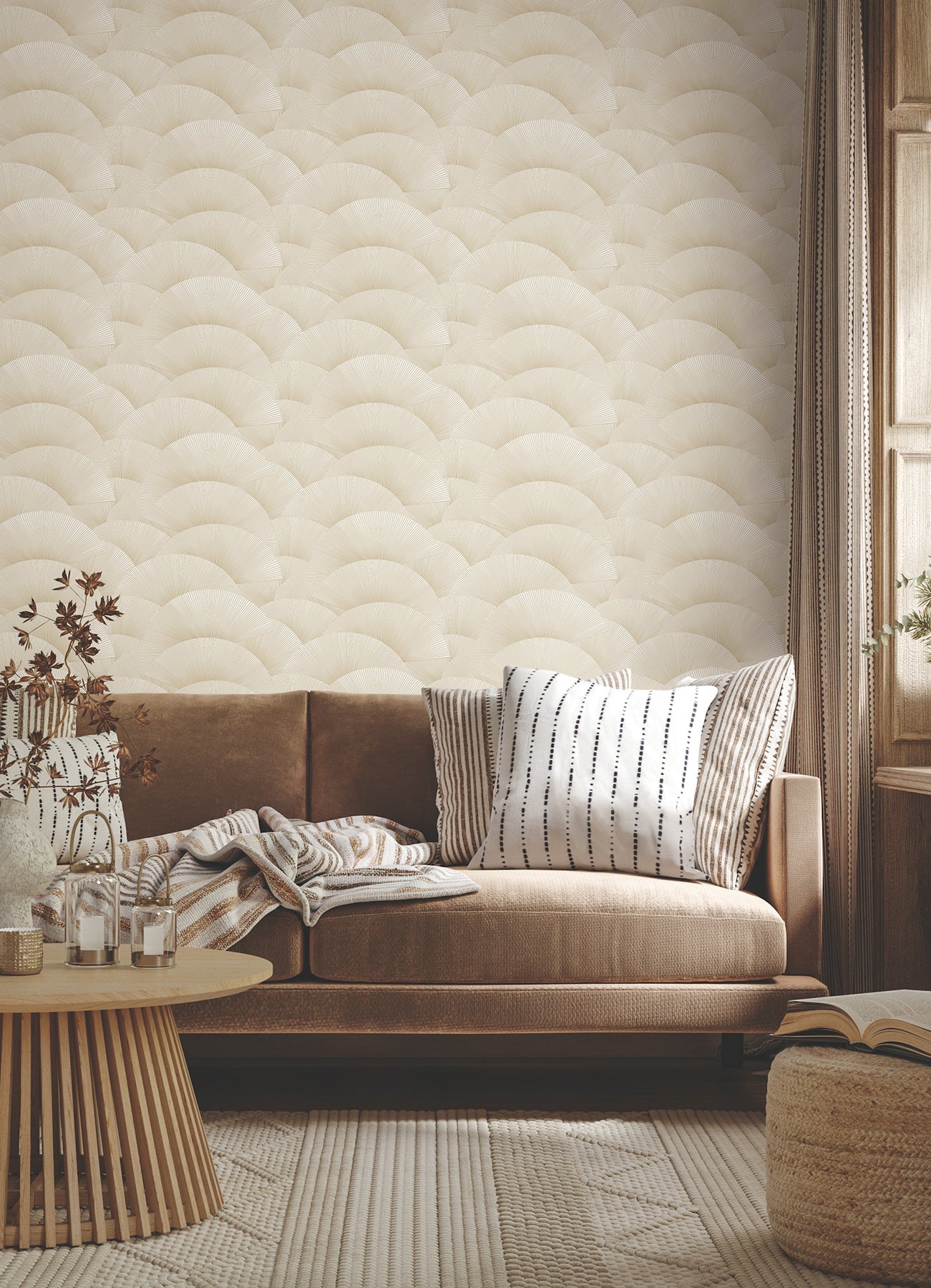 morning-shell-wallpaper-cream-gold-york-wallcoverings-za8021