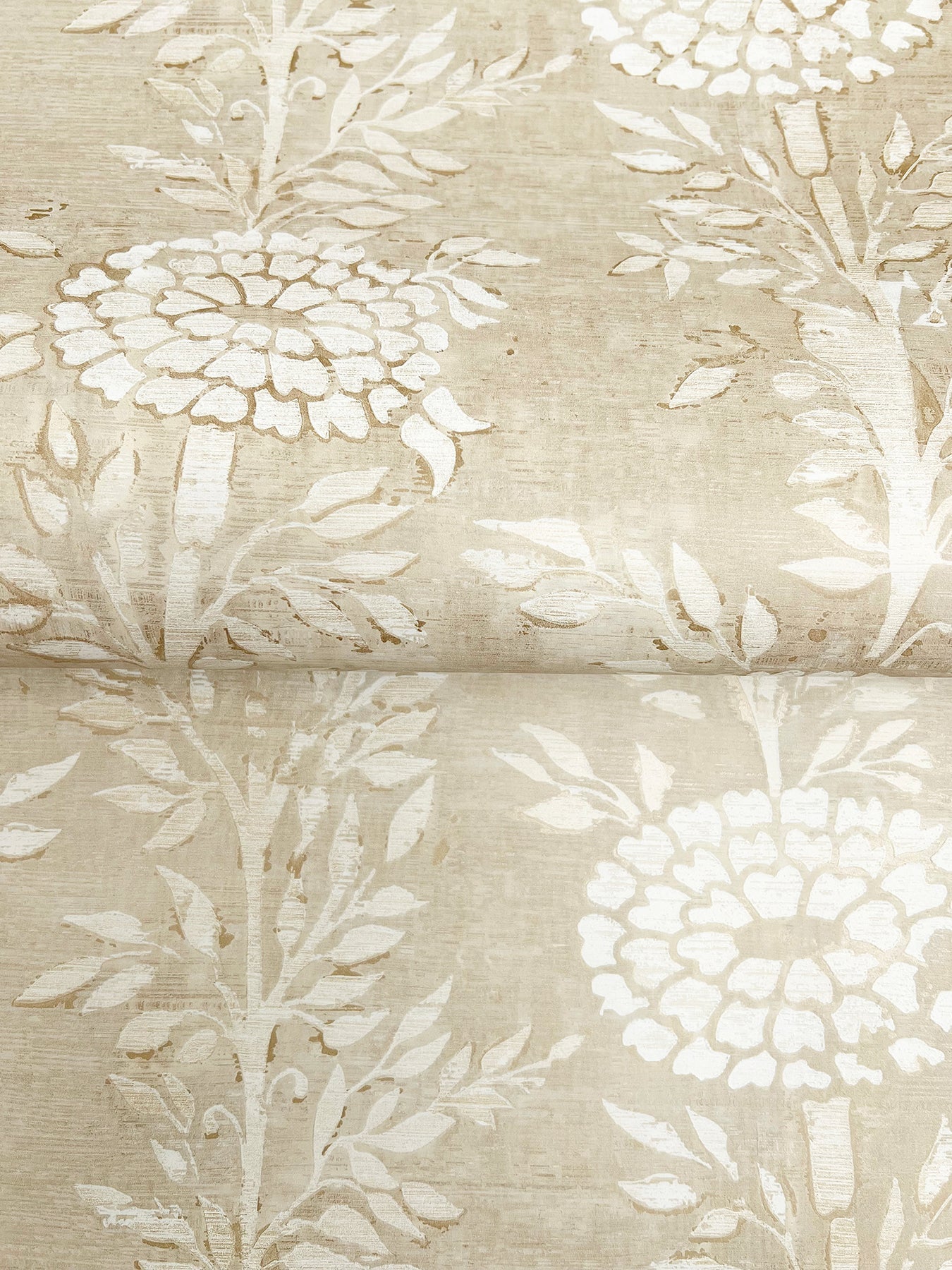 french-marigold-wallpaper-taupe-gold-york-wallcoverings-za8018