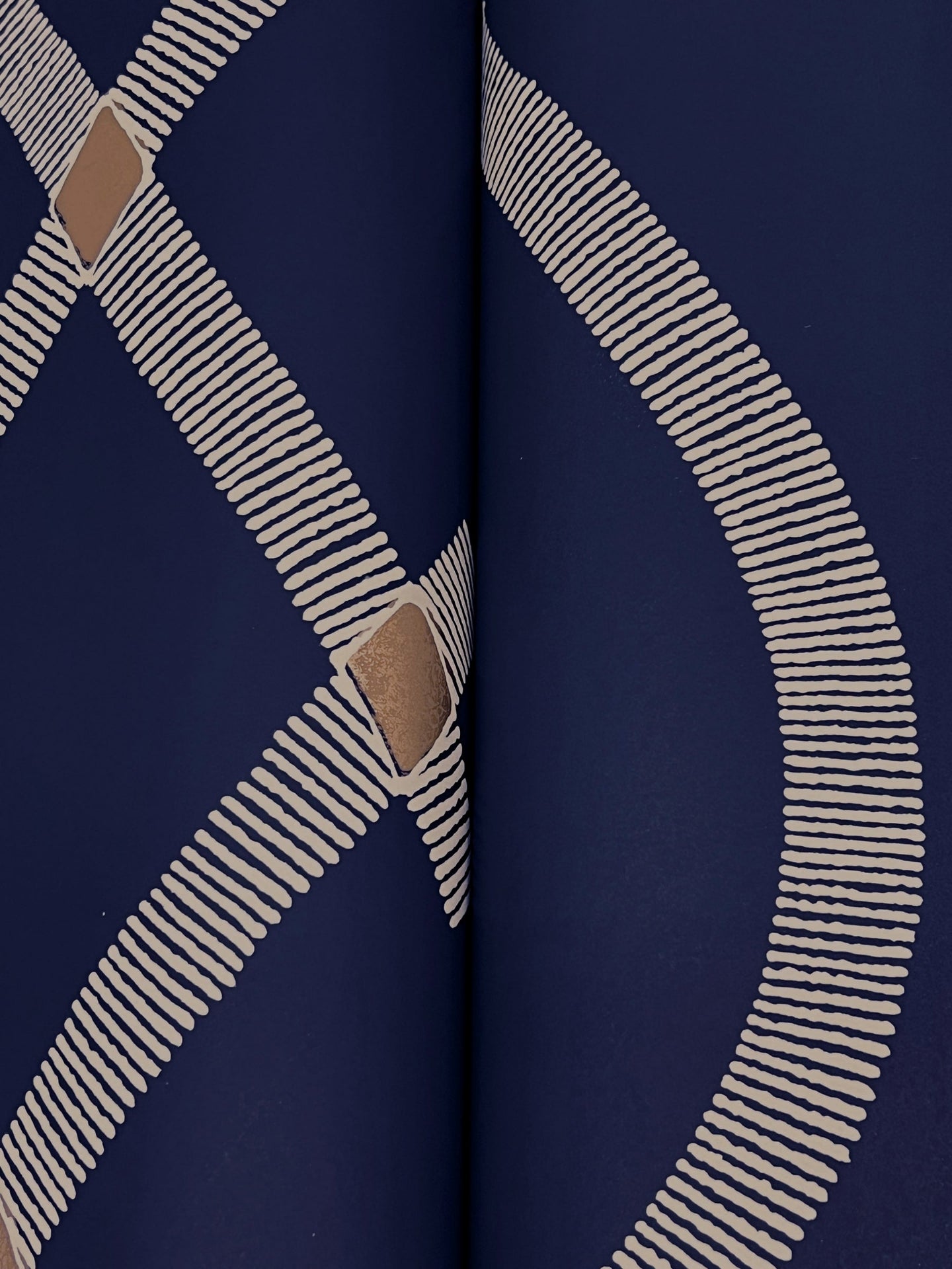 ellena-wallpaper-navy-york-wallcoverings-za8032