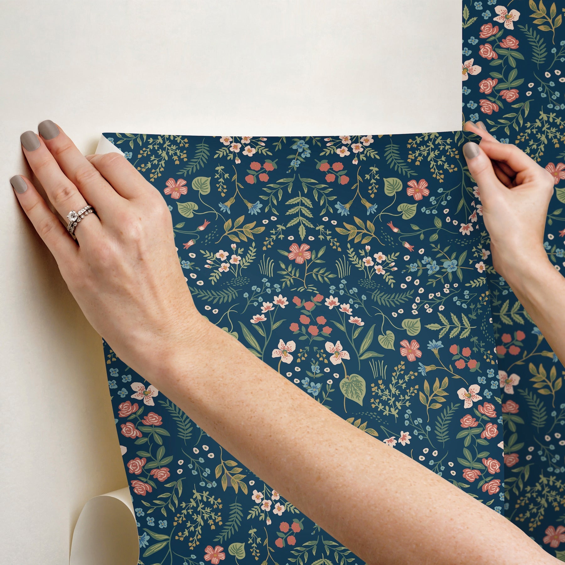 wildwood-wallpaper-navy-york-wallcoverings-psw1622rl