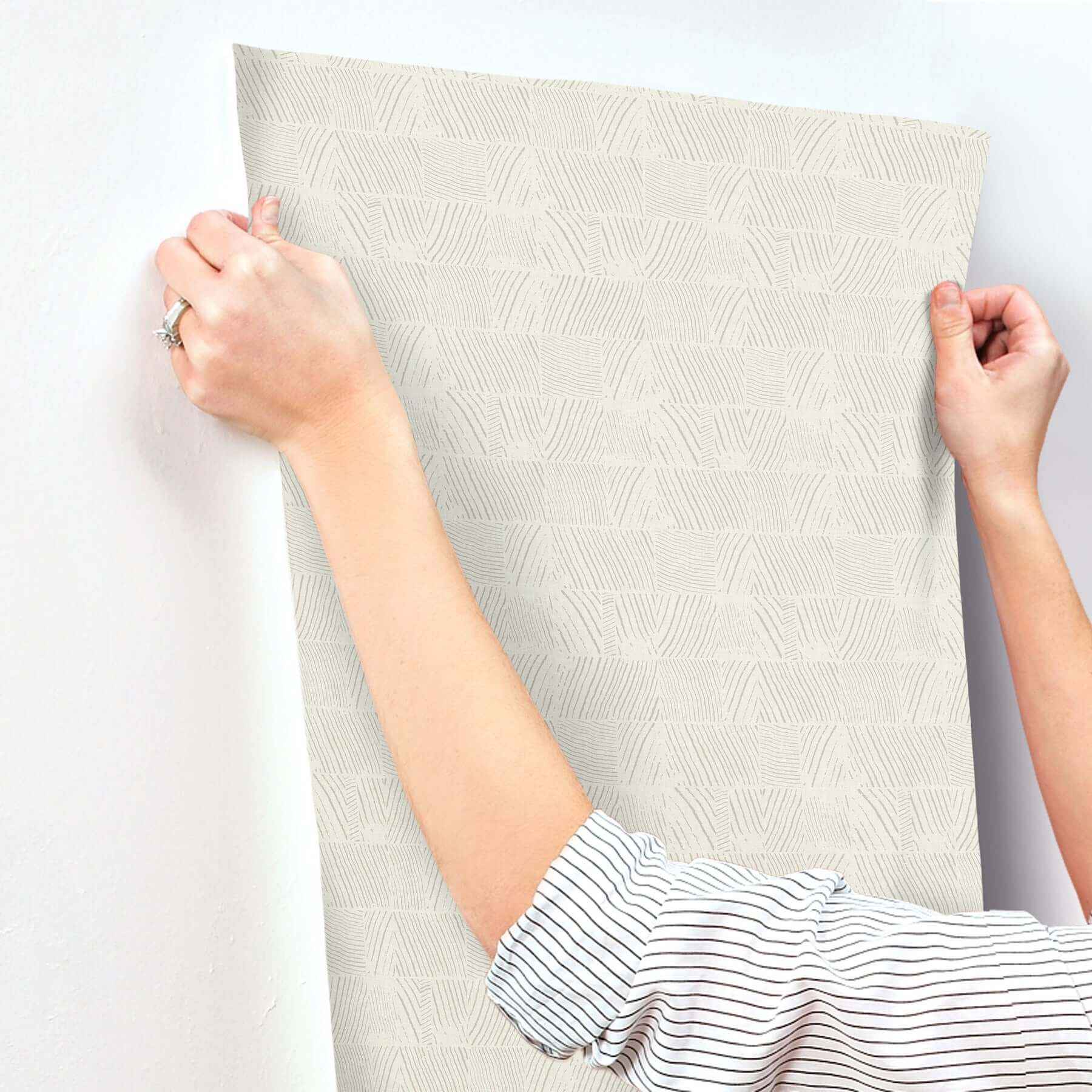 Woodcut Grey & White Wallpaper - York Wallcoverings - GN2622 - York Wallcoverings Wallpaper