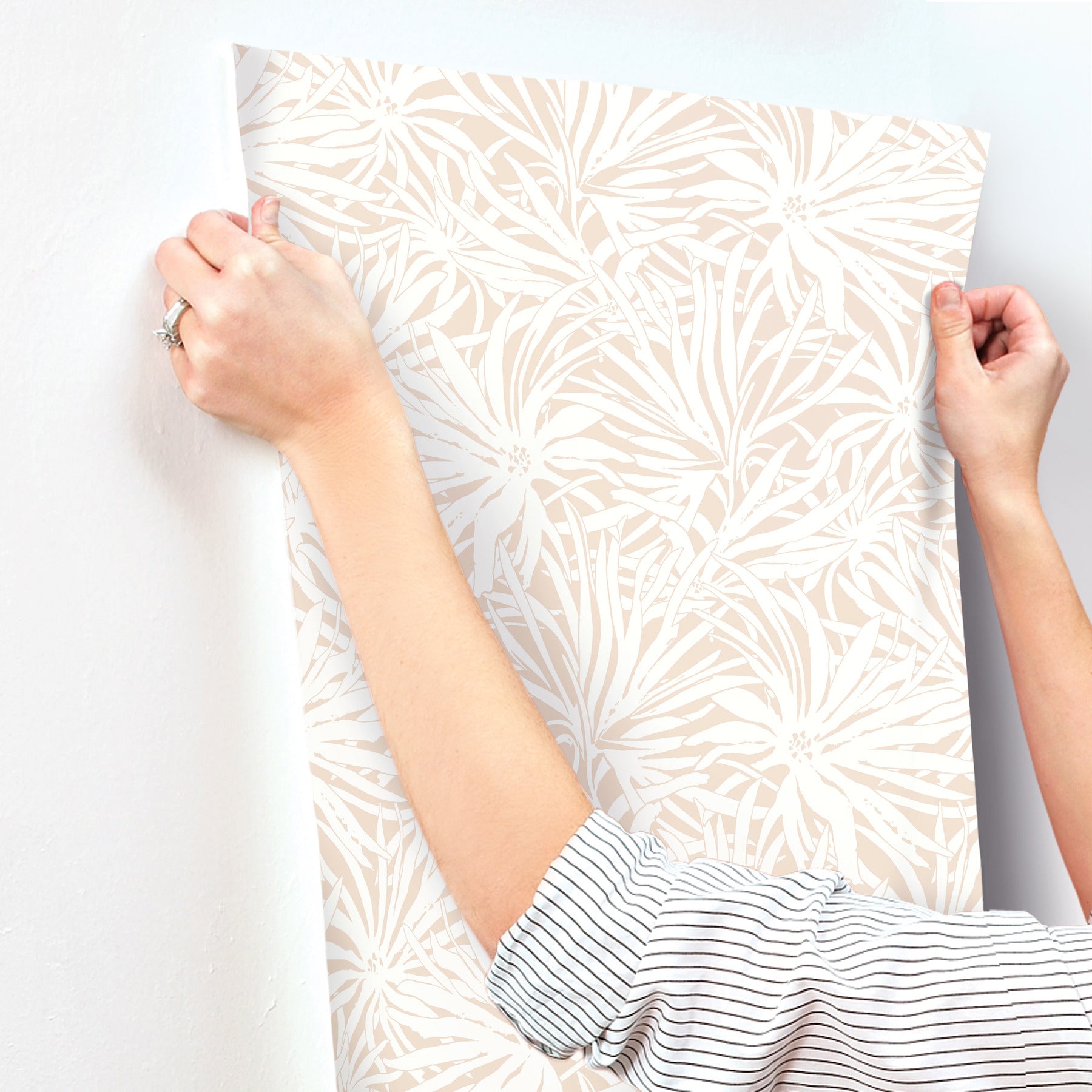 floral-canopy-wallpaper-blush-york-wallcoverings-gn2574