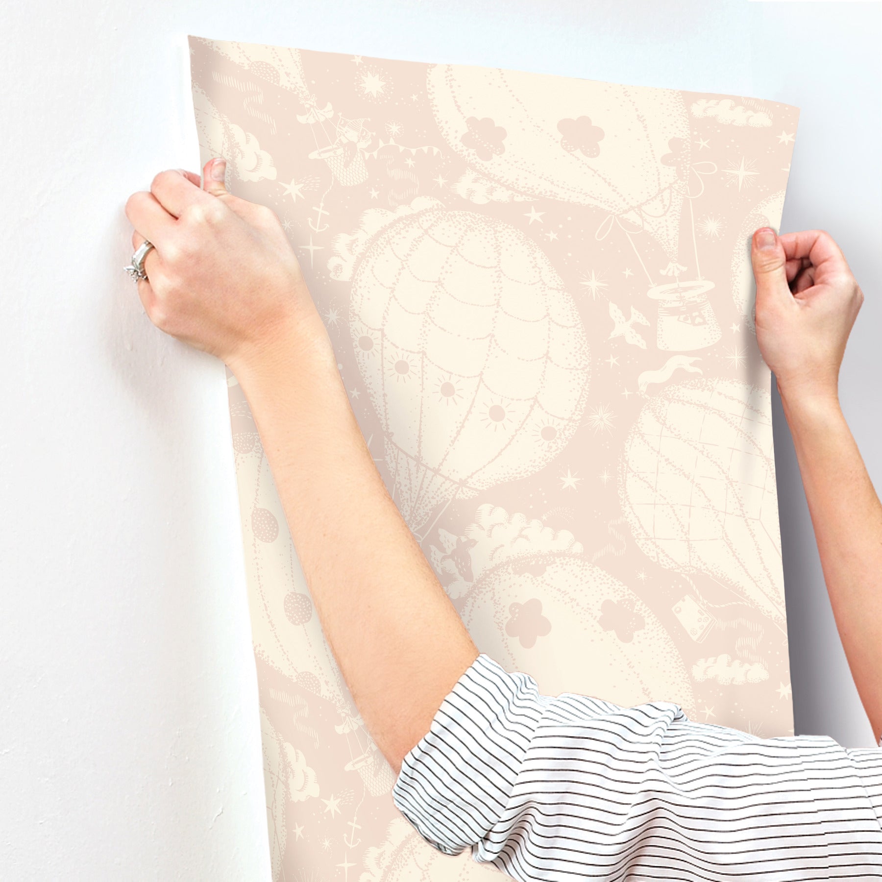 ballongerna-wallpaper-pink-york-wallcoverings-mb29003
