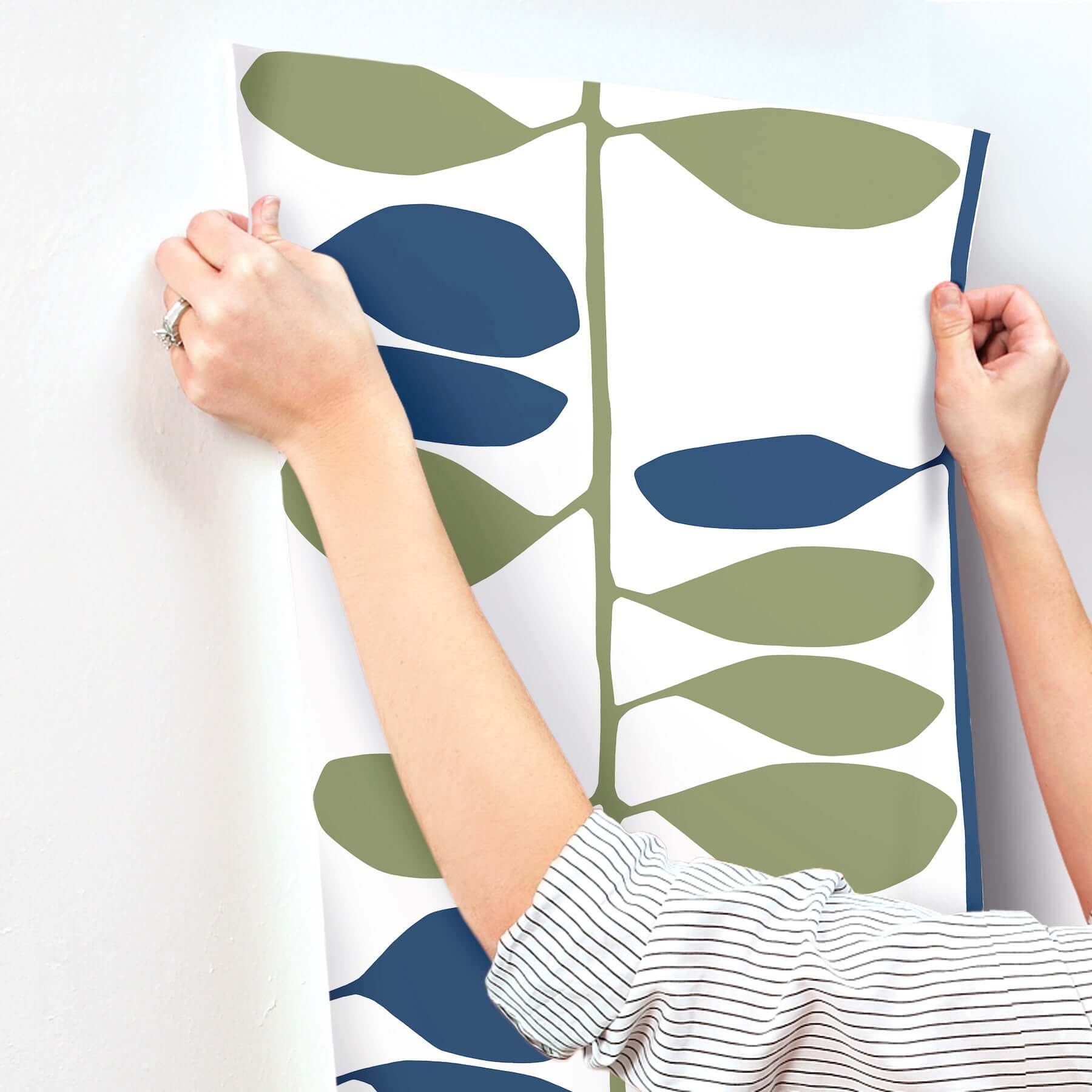 sculpted-vines-alpine-ultramarine-wallpaper-york-wallcoverings-zm2801 - York Wallpaper Wallpaper